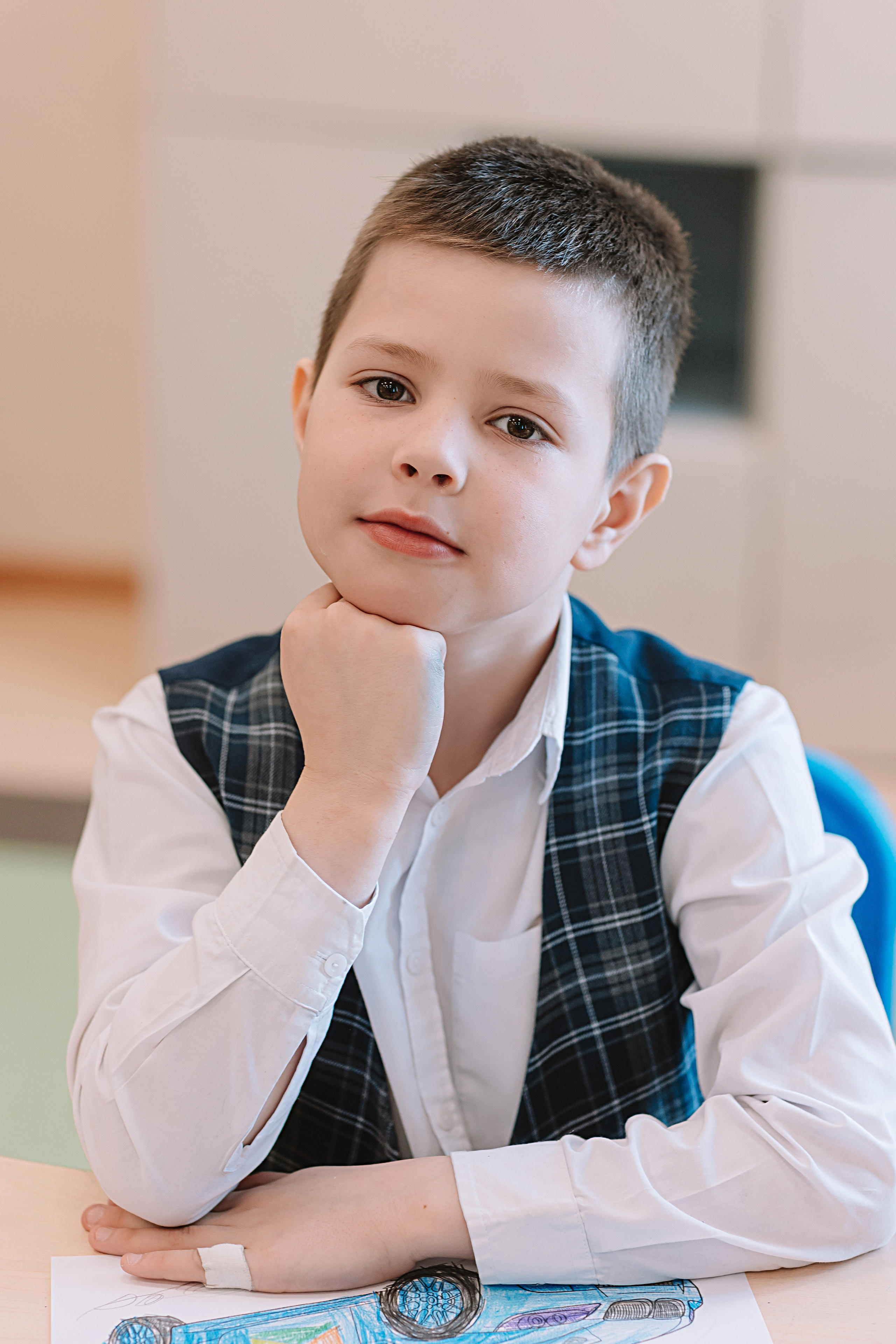 1 класс в кабинете. Семейный фотограф Тюмень, фотограф на роды Салмина Мария