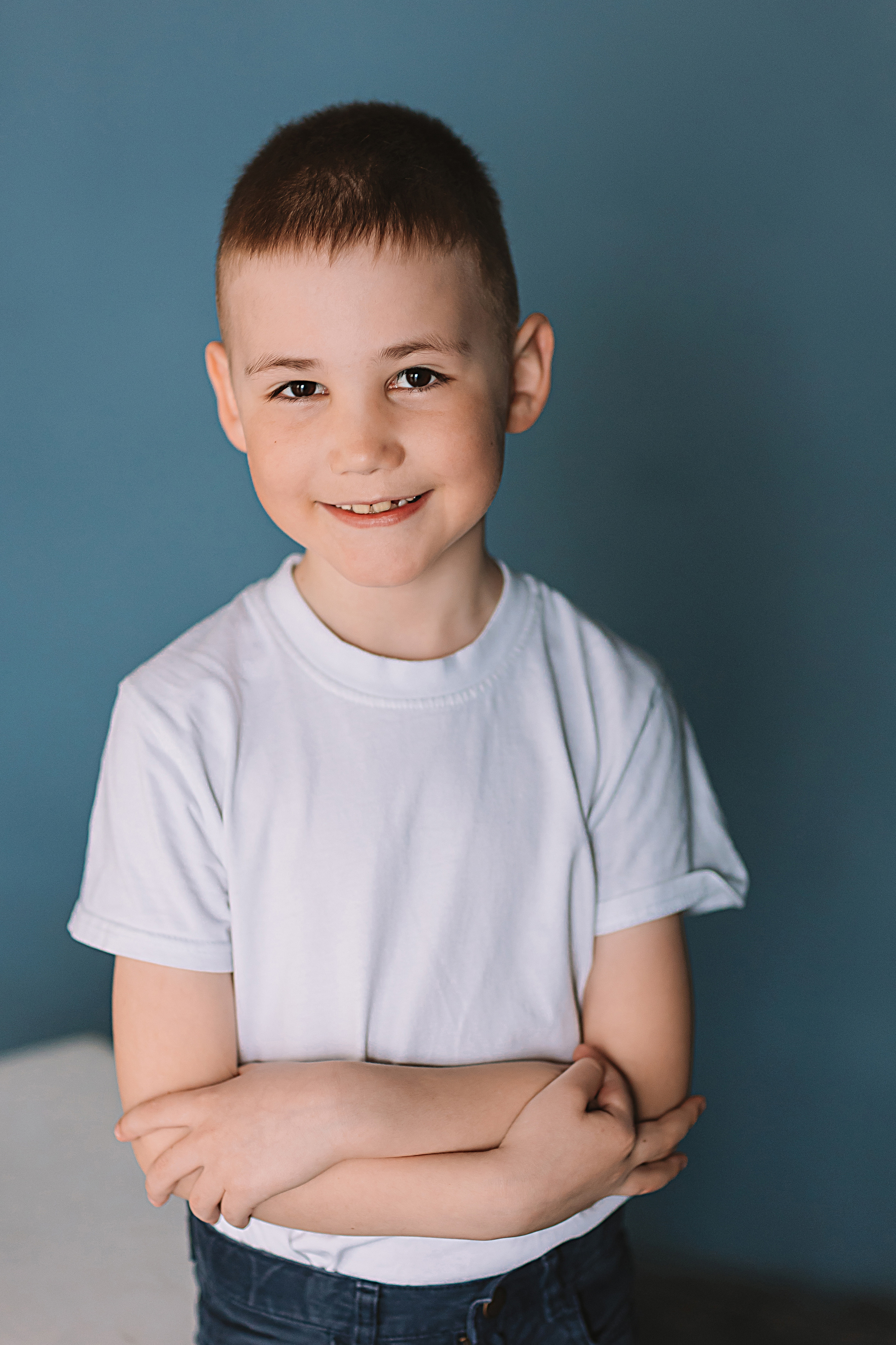 Садик в фотостудии. Семейный фотограф Тюмень, фотограф на роды Салмина Мария