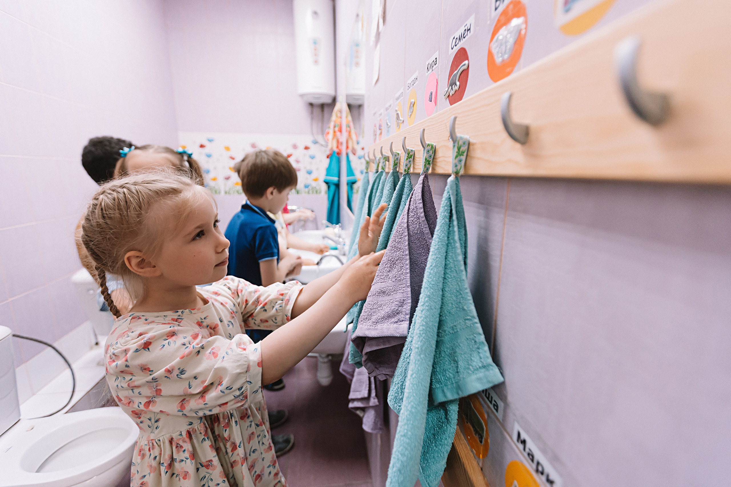 Один день в саду (частный). Семейный фотограф Тюмень, фотограф на роды Салмина Мария