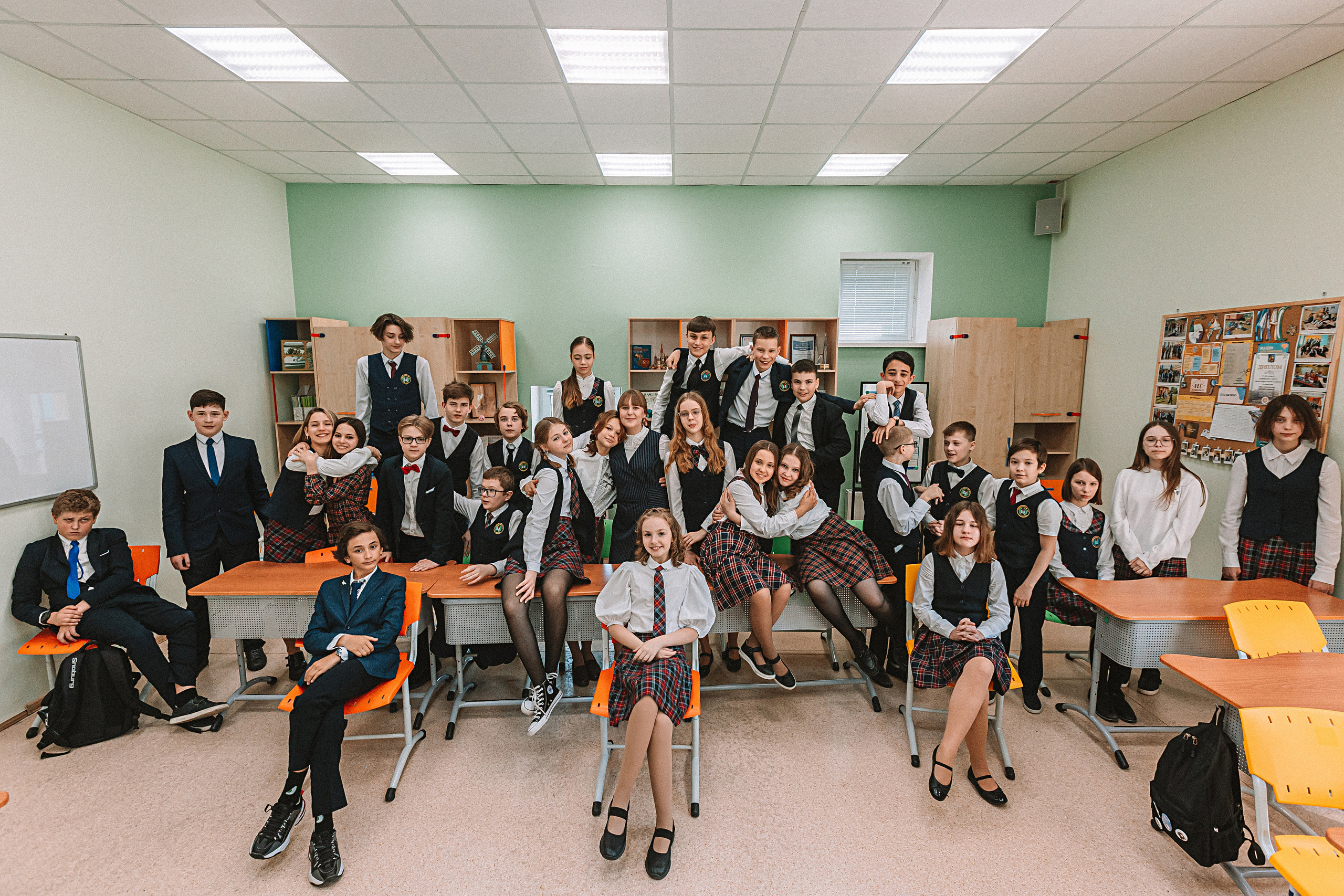 7 класс в кабинете. Семейный фотограф Тюмень, фотограф на роды Салмина Мария