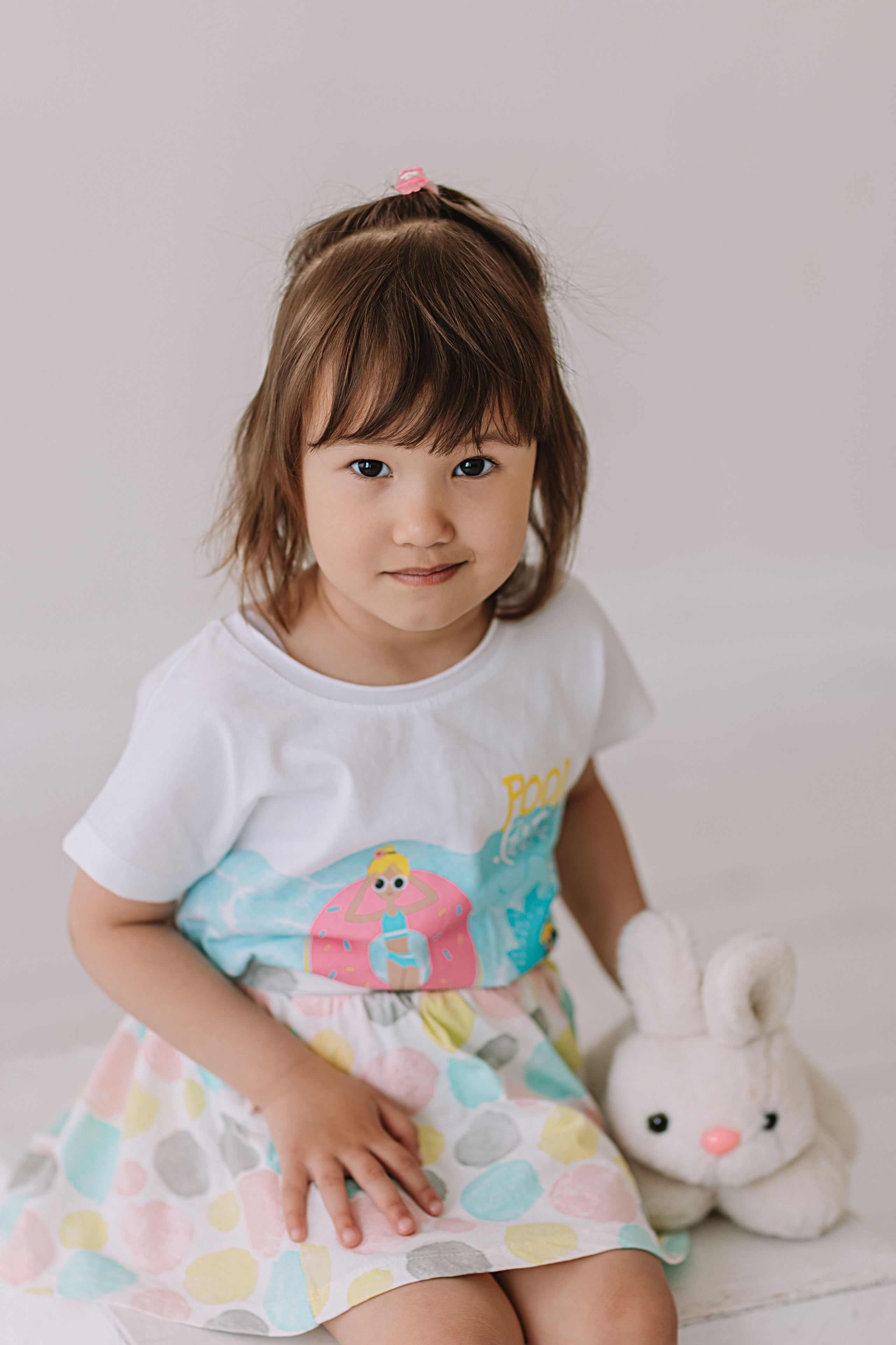 Младшая группа садика в студии. Семейный фотограф Тюмень, фотограф на роды Салмина Мария