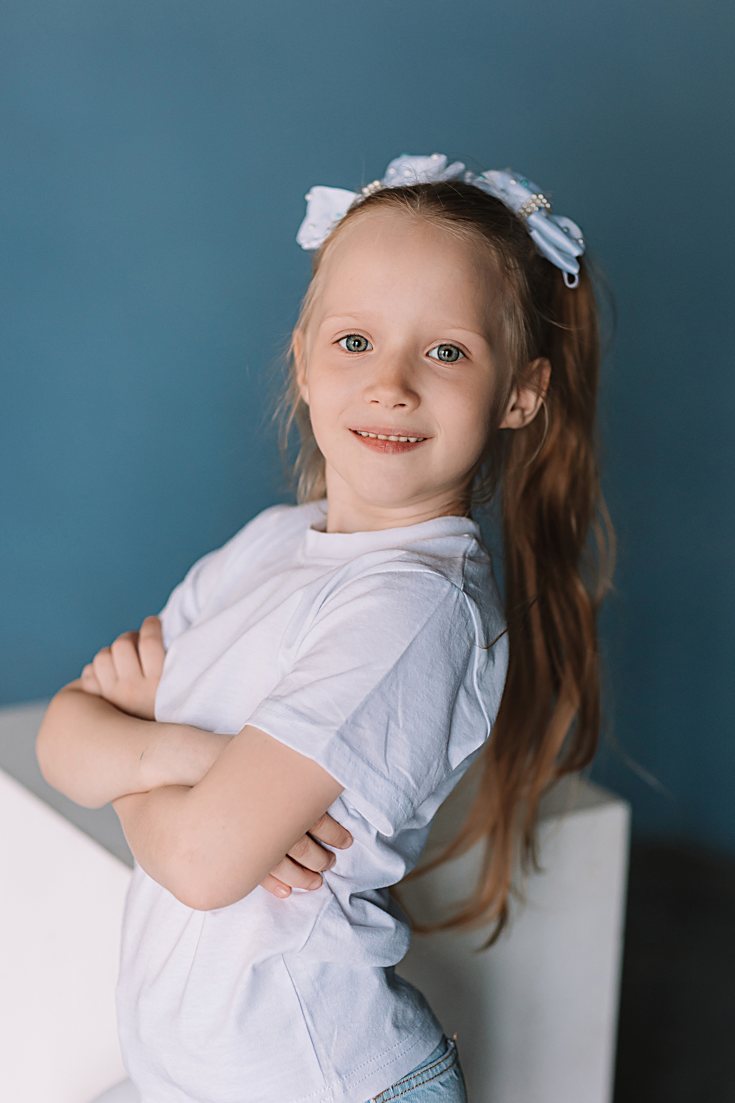 Садик в фотостудии. Семейный фотограф Тюмень, фотограф на роды Салмина Мария