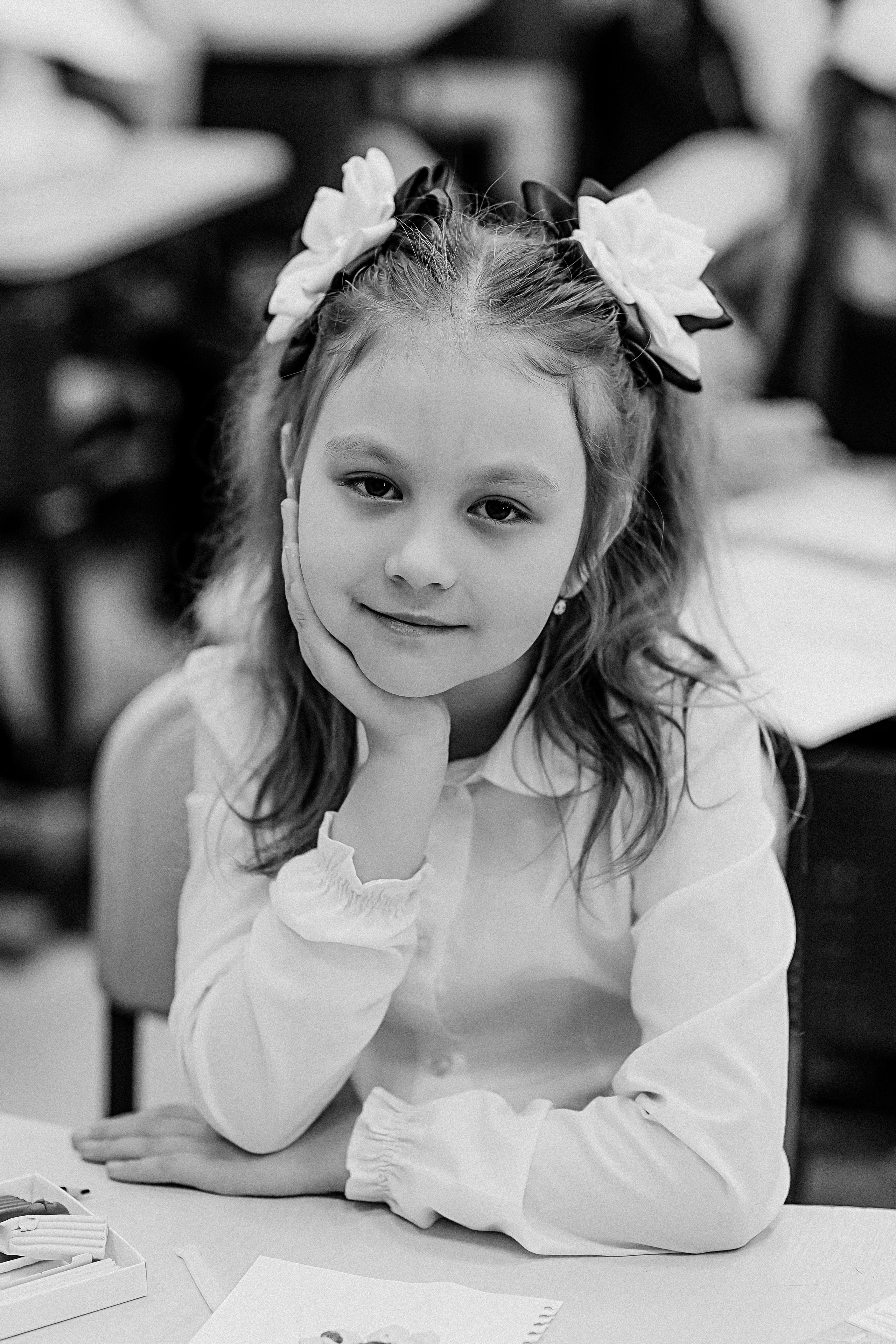 1 класс в кабинете. Семейный фотограф Тюмень, фотограф на роды Салмина Мария