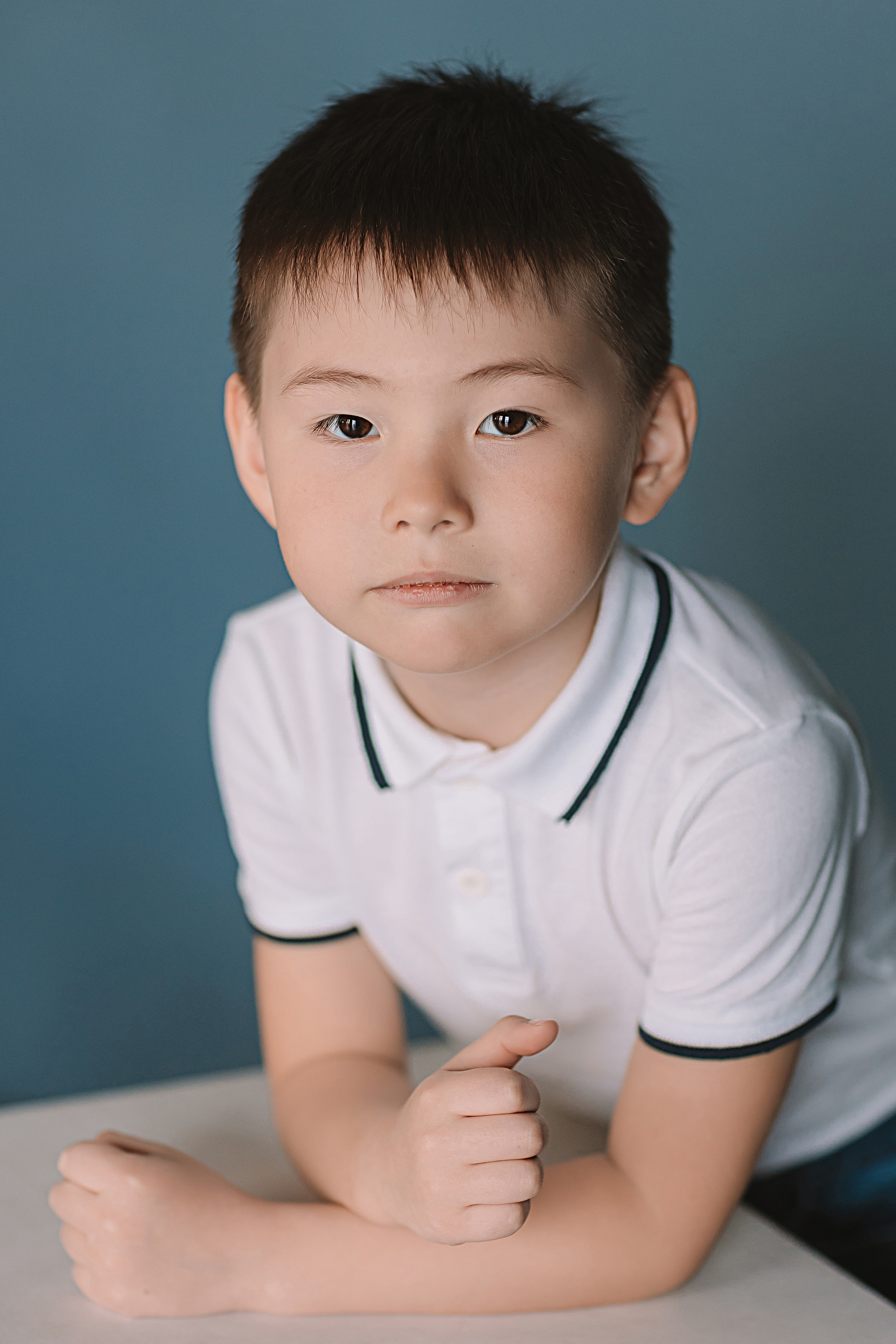 Садик в фотостудии. Семейный фотограф Тюмень, фотограф на роды Салмина Мария