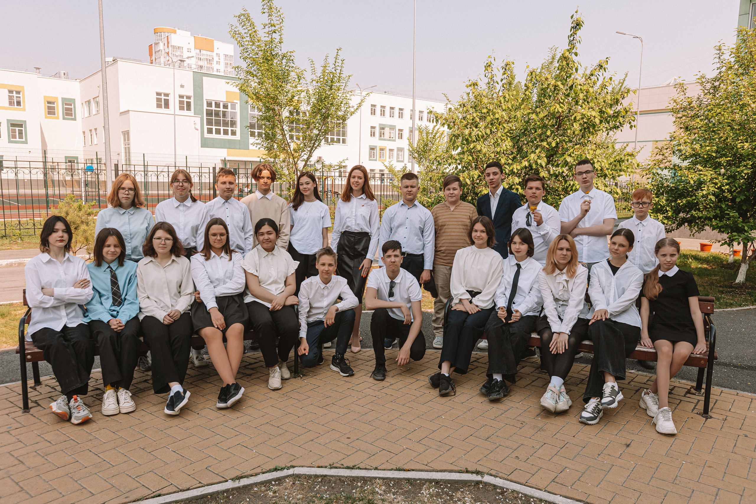 7 класс на улице. Семейный фотограф Тюмень, фотограф на роды Салмина Мария