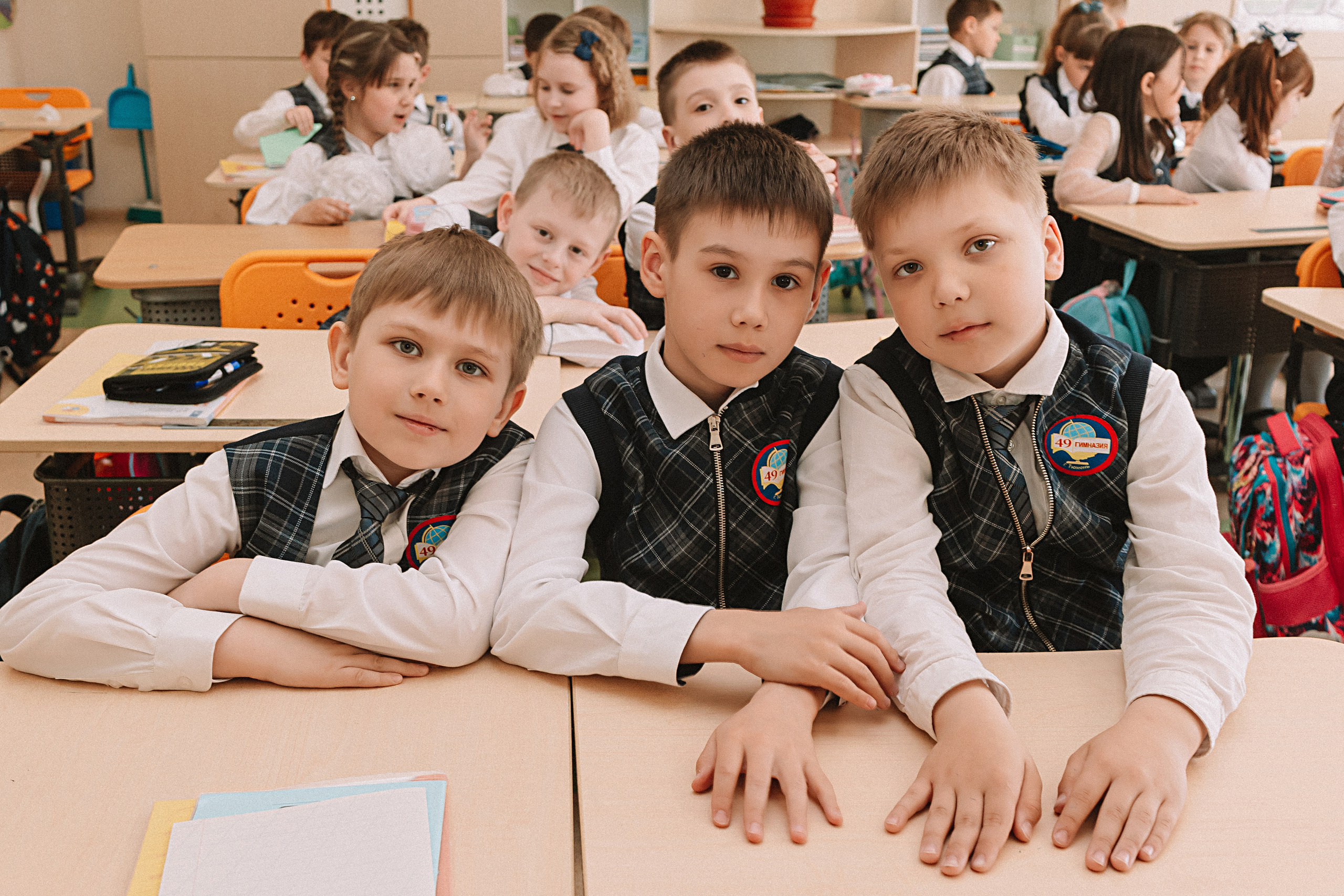 1 п фотосессия в классе. Семейный фотограф Тюмень, фотограф на роды Салмина Мария