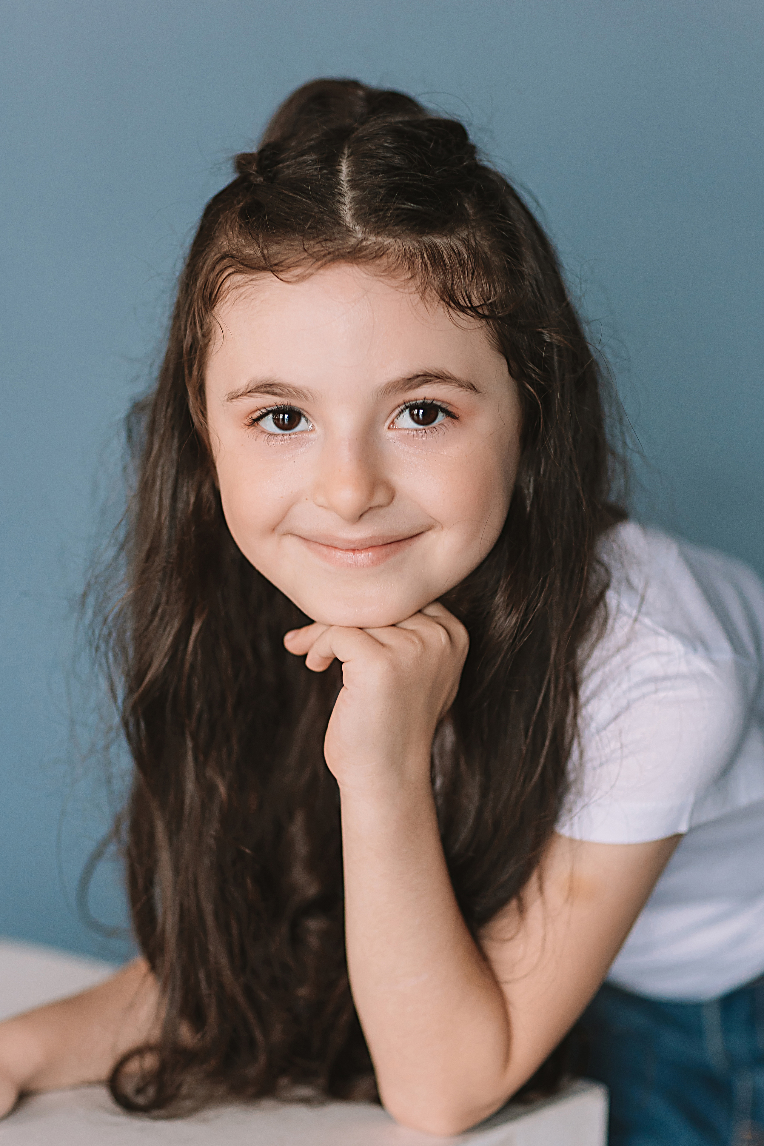 Садик в фотостудии. Семейный фотограф Тюмень, фотограф на роды Салмина Мария