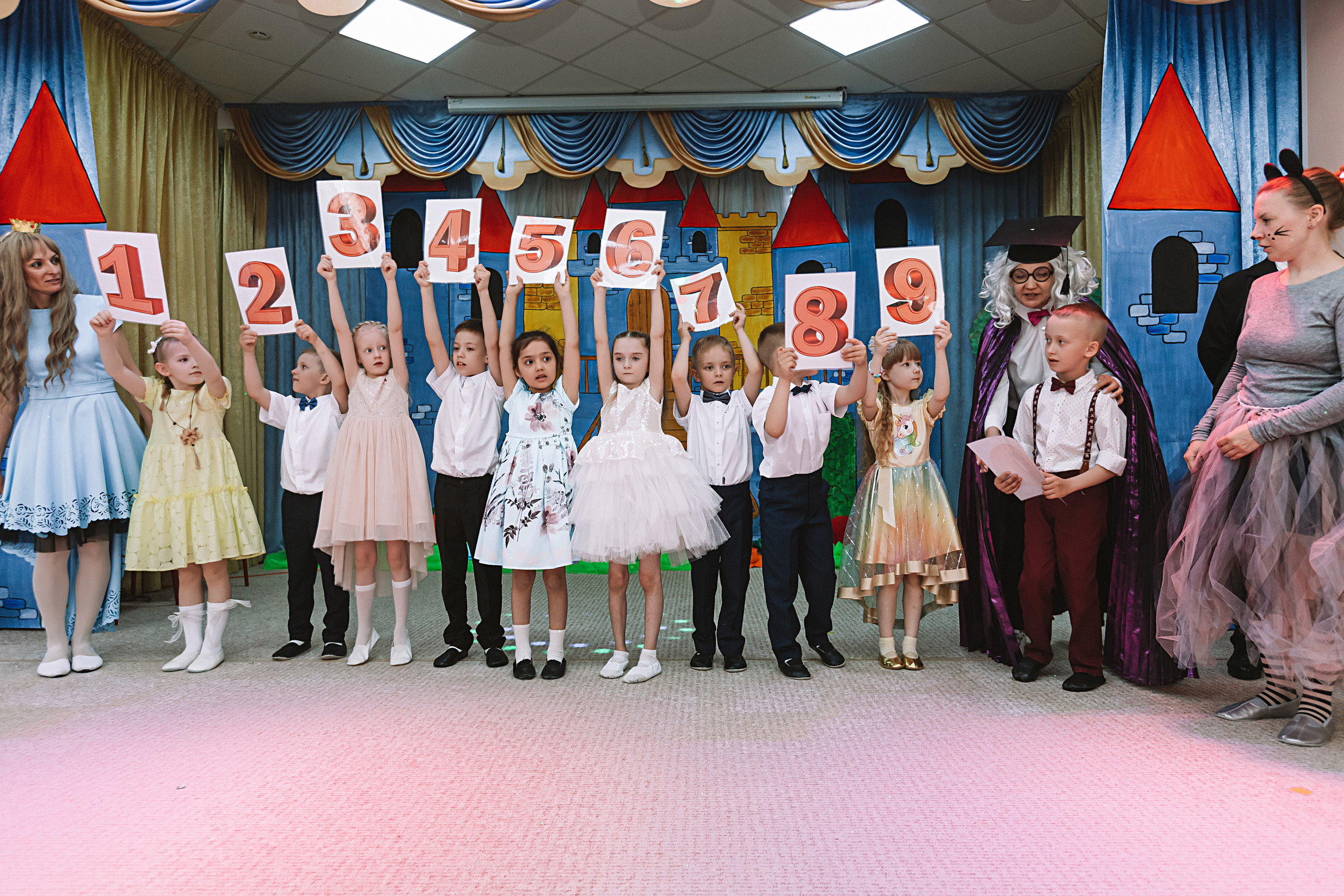 Выпускной детский сад. Семейный фотограф Тюмень, фотограф на роды Салмина Мария