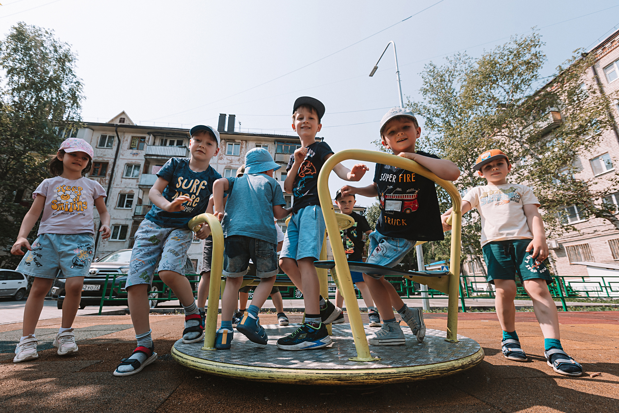 Один день в саду (частный). Семейный фотограф Тюмень, фотограф на роды Салмина Мария