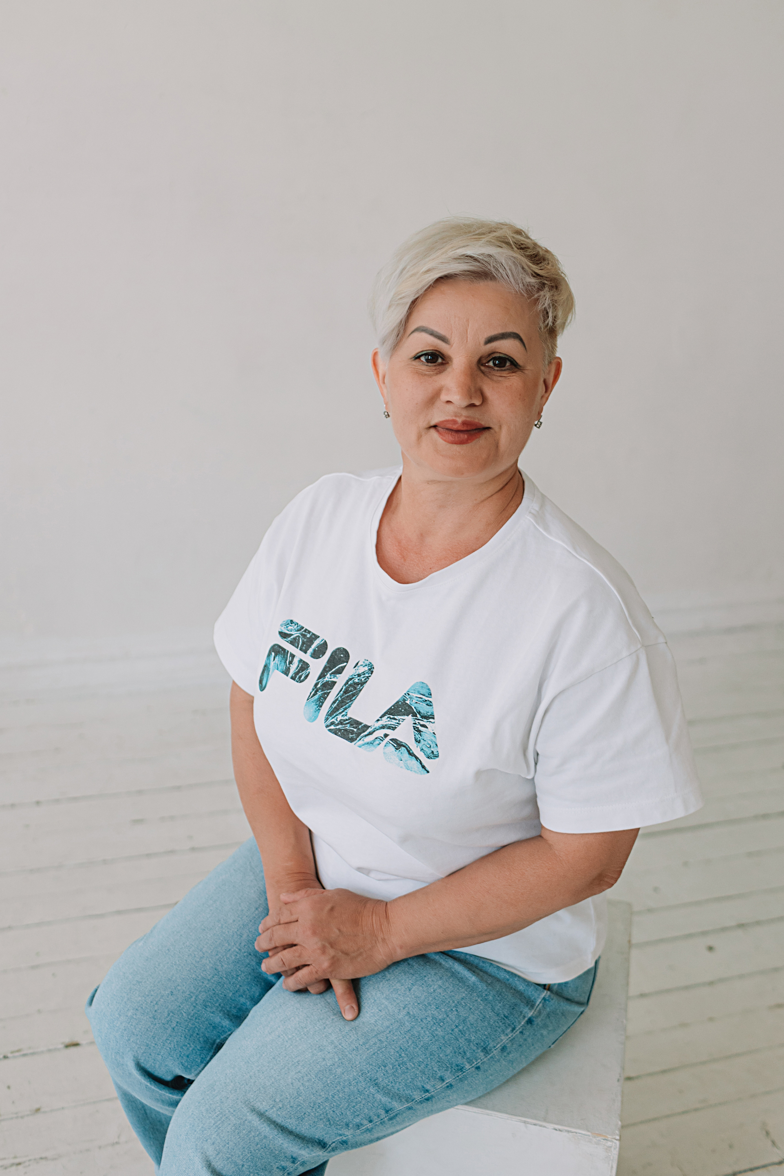 Младшая группа садика в студии. Семейный фотограф Тюмень, фотограф на роды Салмина Мария