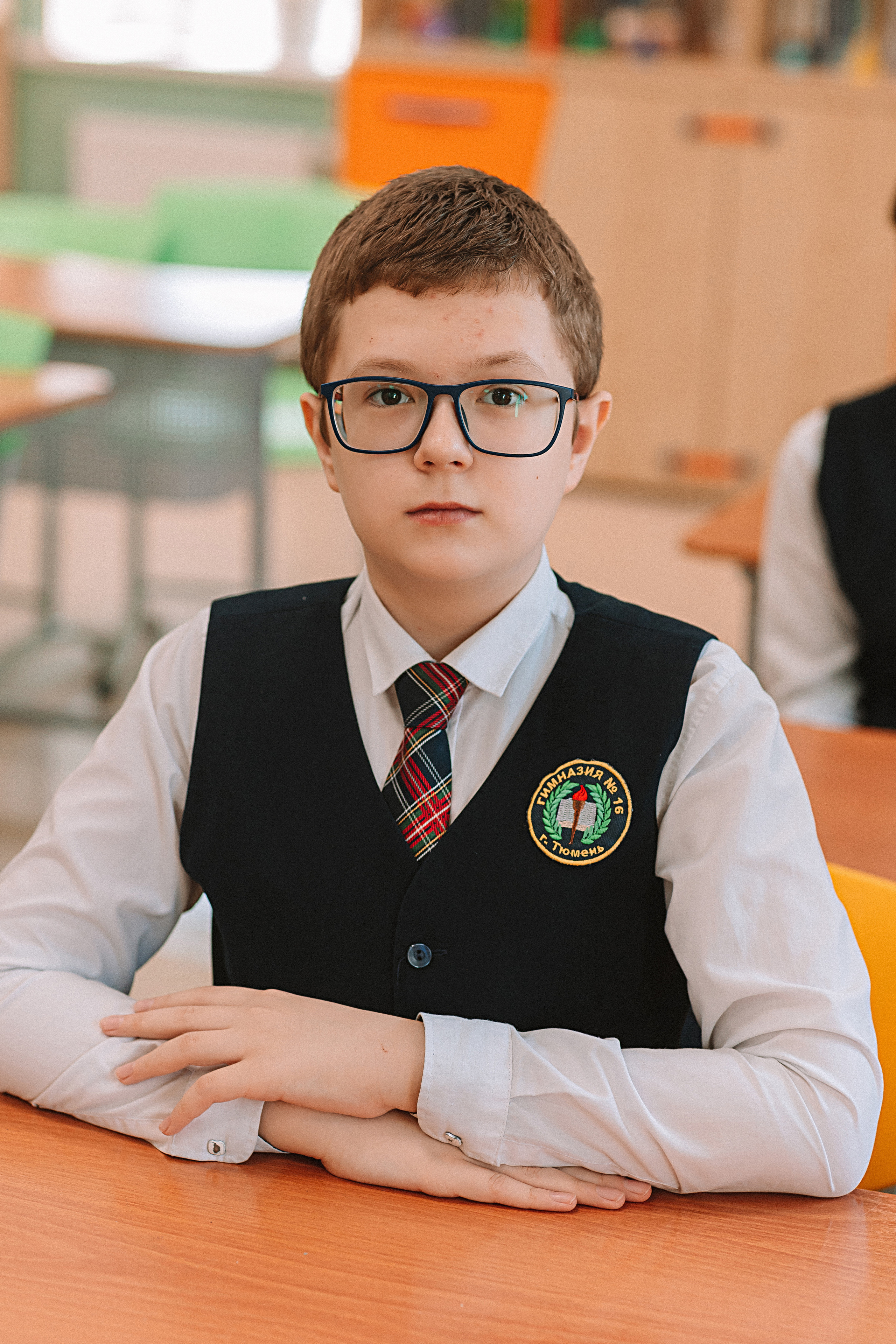 7 класс в кабинете. Семейный фотограф Тюмень, фотограф на роды Салмина Мария