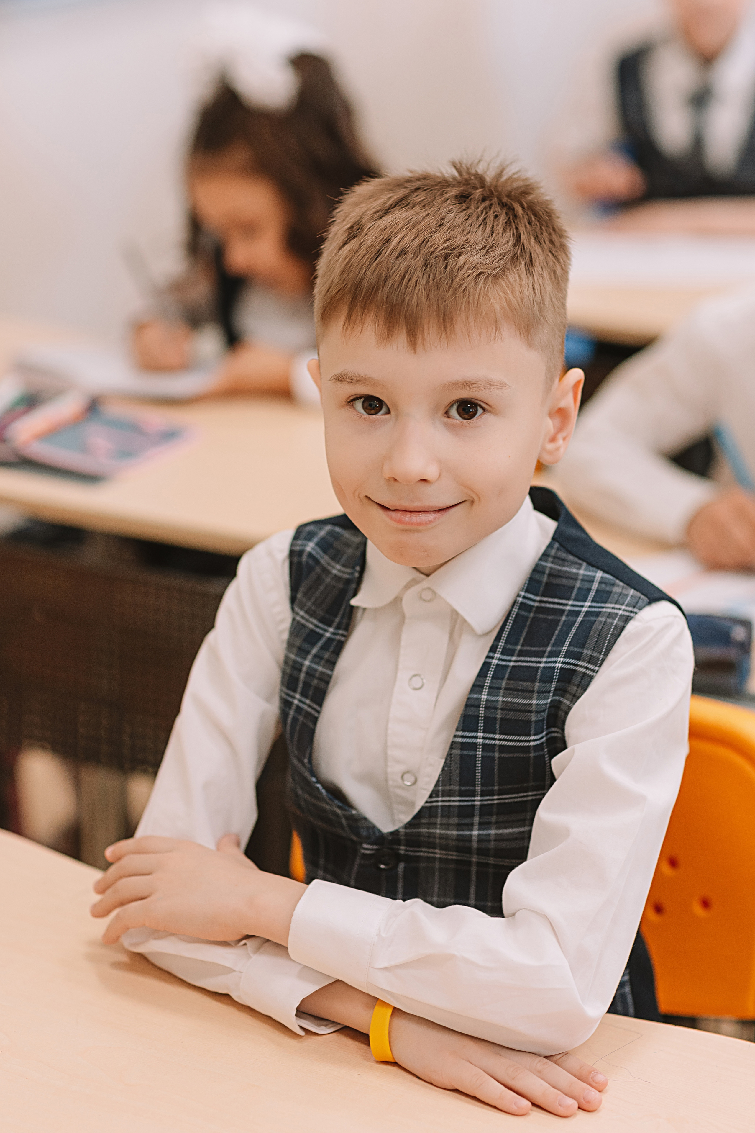 1 класс в кабинете. Семейный фотограф Тюмень, фотограф на роды Салмина Мария