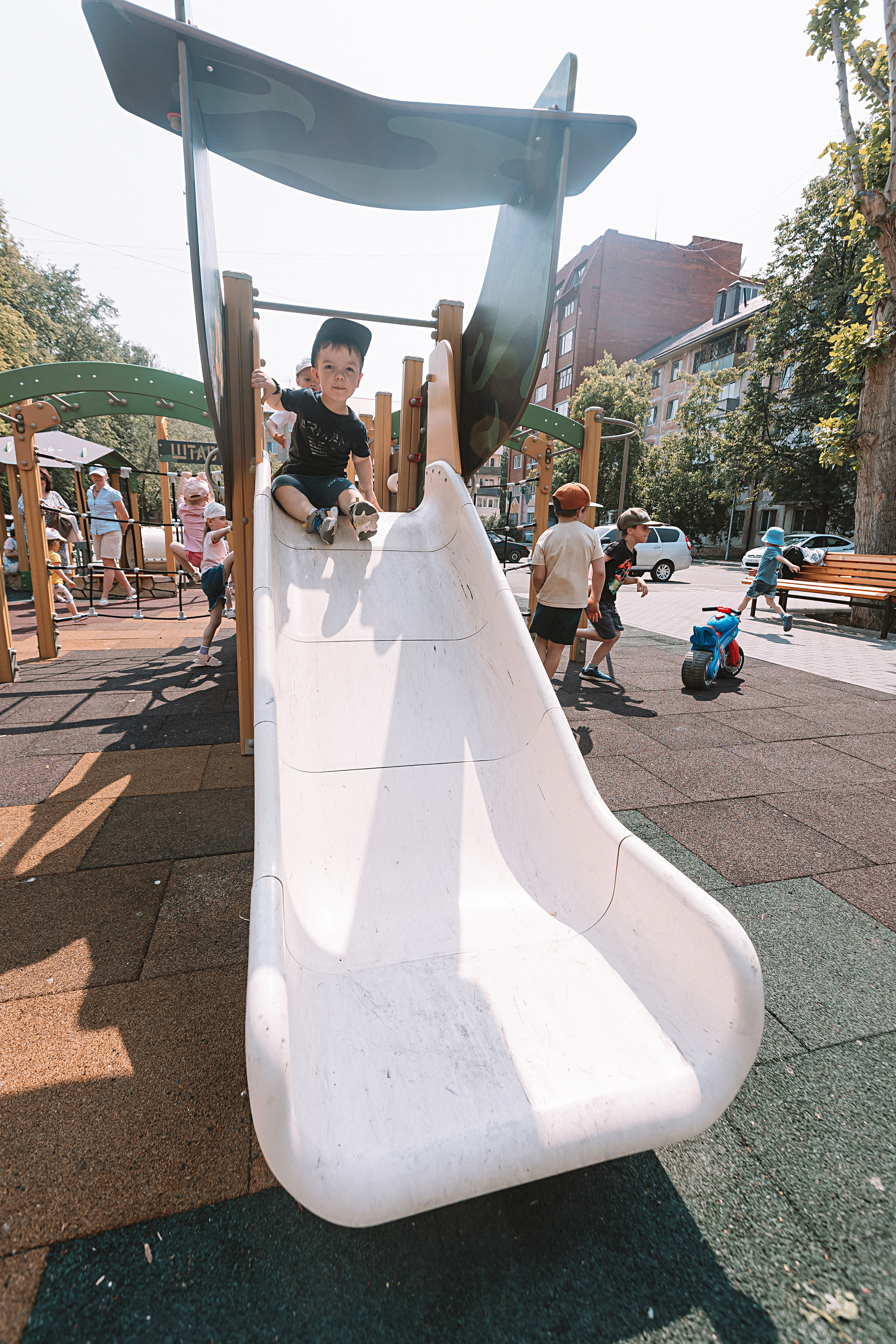 Один день в саду (частный). Семейный фотограф Тюмень, фотограф на роды Салмина Мария
