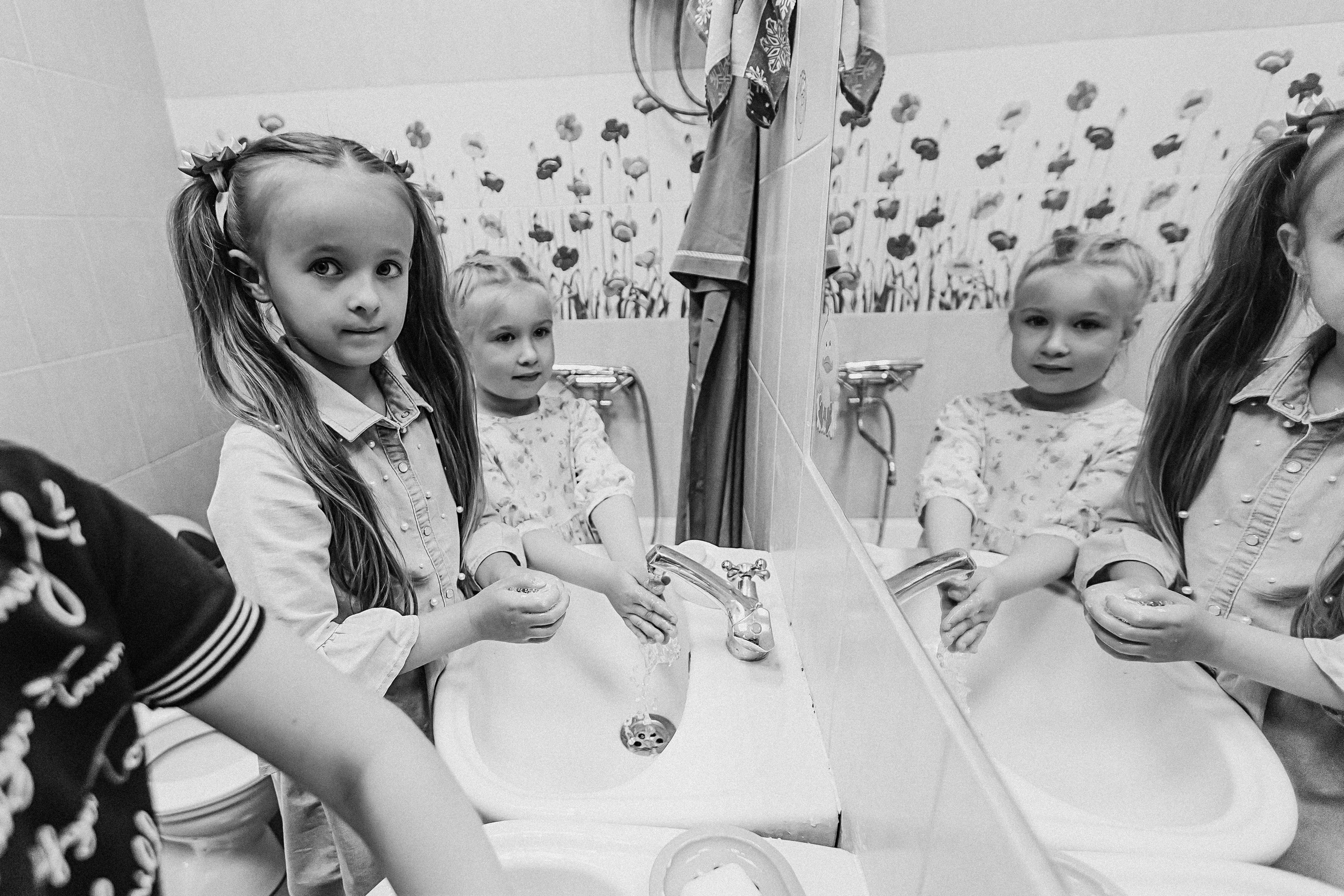 Один день в саду (частный). Семейный фотограф Тюмень, фотограф на роды Салмина Мария