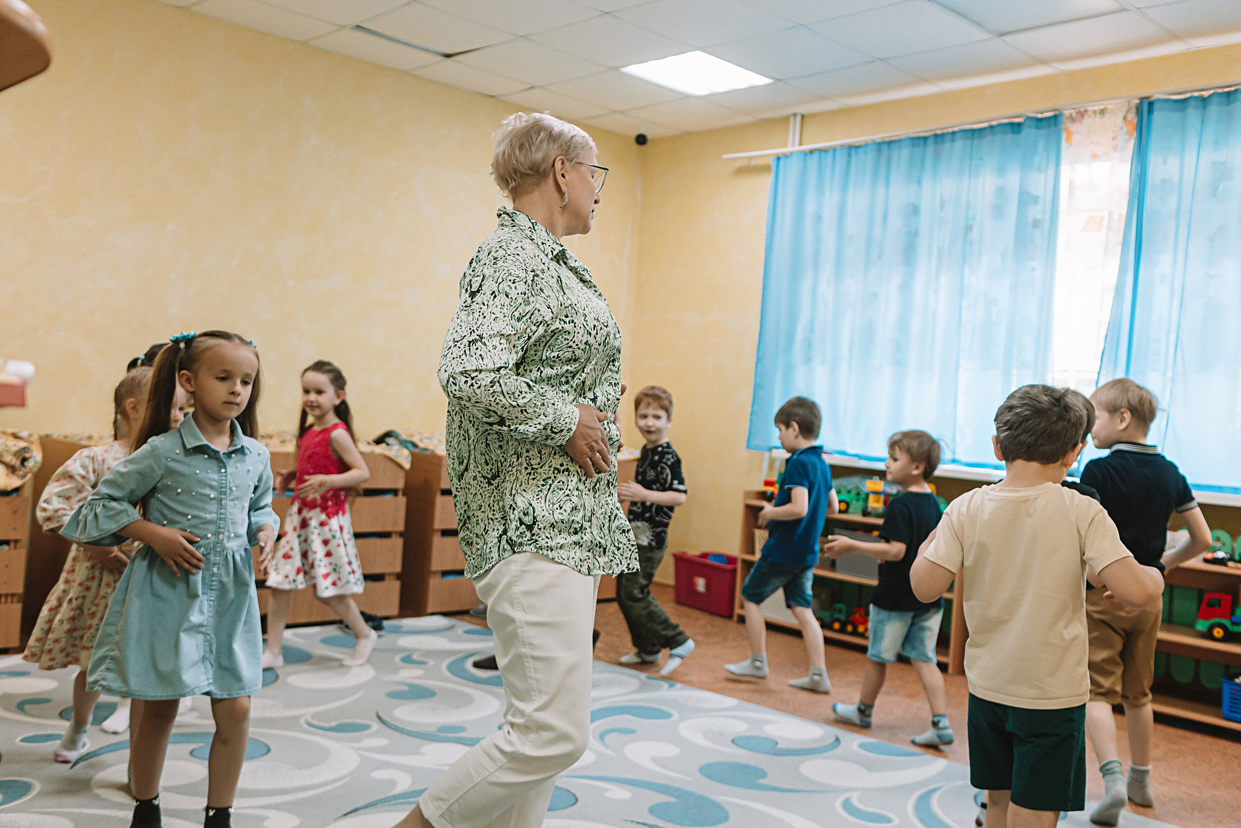 Один день в саду (частный). Семейный фотограф Тюмень, фотограф на роды Салмина Мария