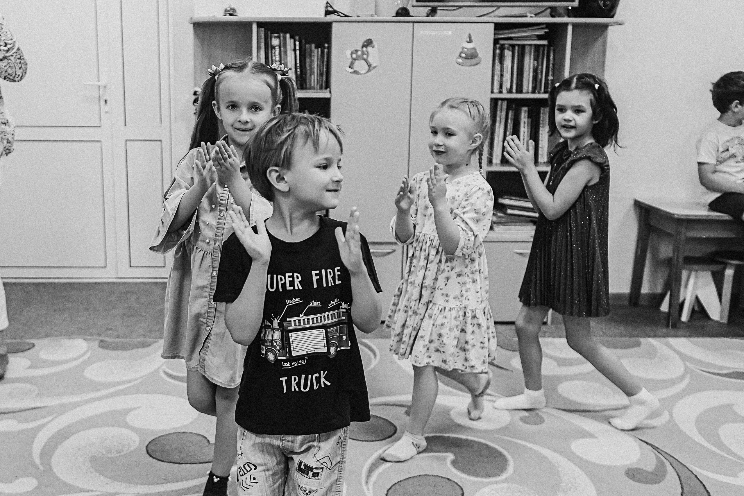 Один день в саду (частный). Семейный фотограф Тюмень, фотограф на роды Салмина Мария