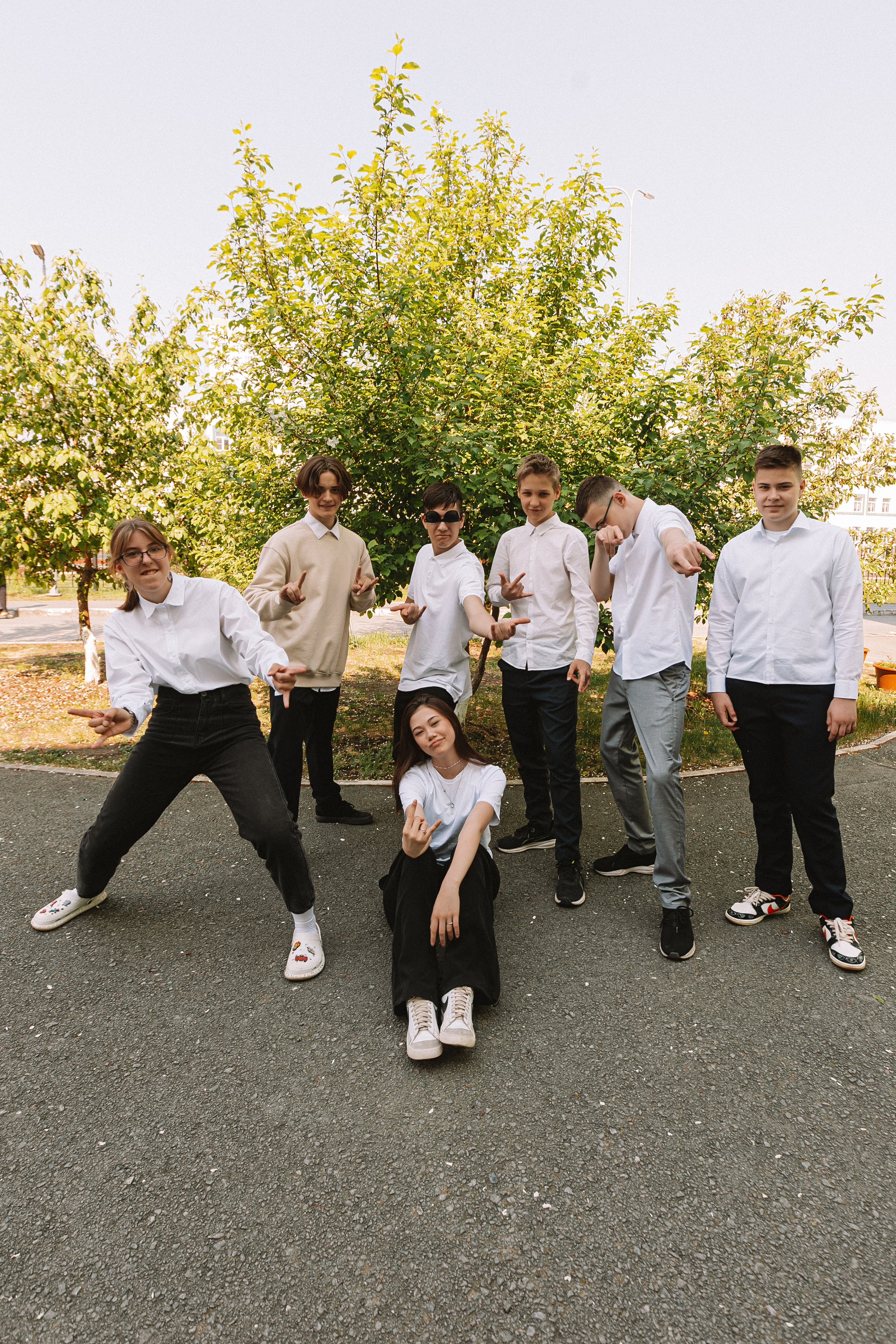 7 класс на улице. Семейный фотограф Тюмень, фотограф на роды Салмина Мария