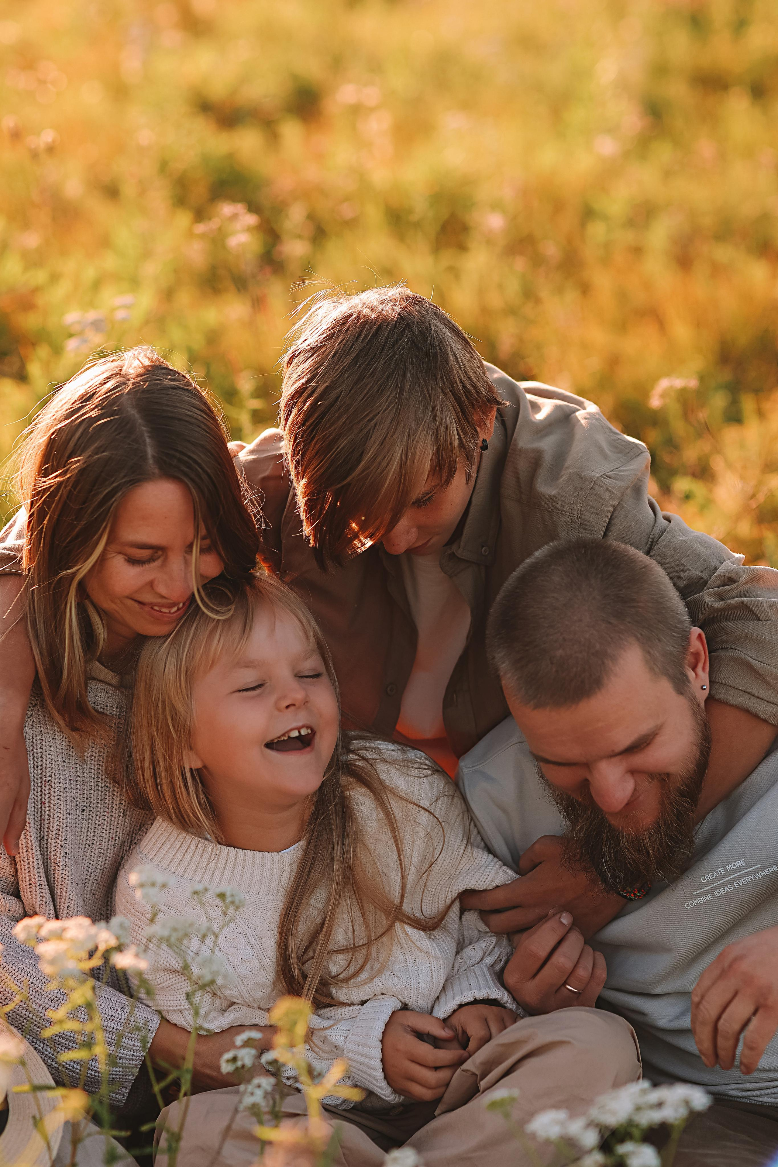 Семейная (каменка). Семейный фотограф Тюмень, фотограф на роды Салмина Мария