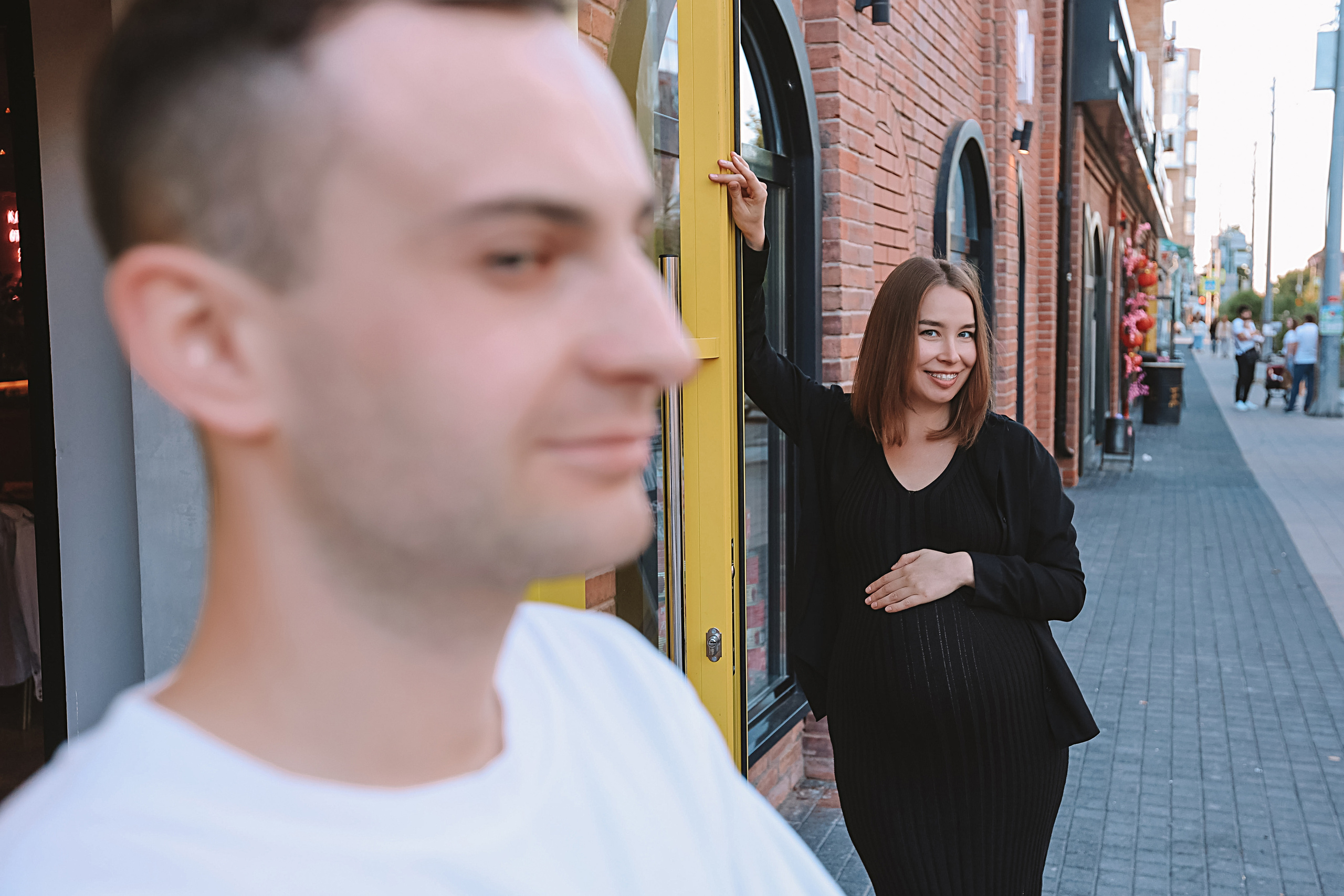 Беременность (центр города). Семейный фотограф Тюмень, фотограф на роды Салмина Мария