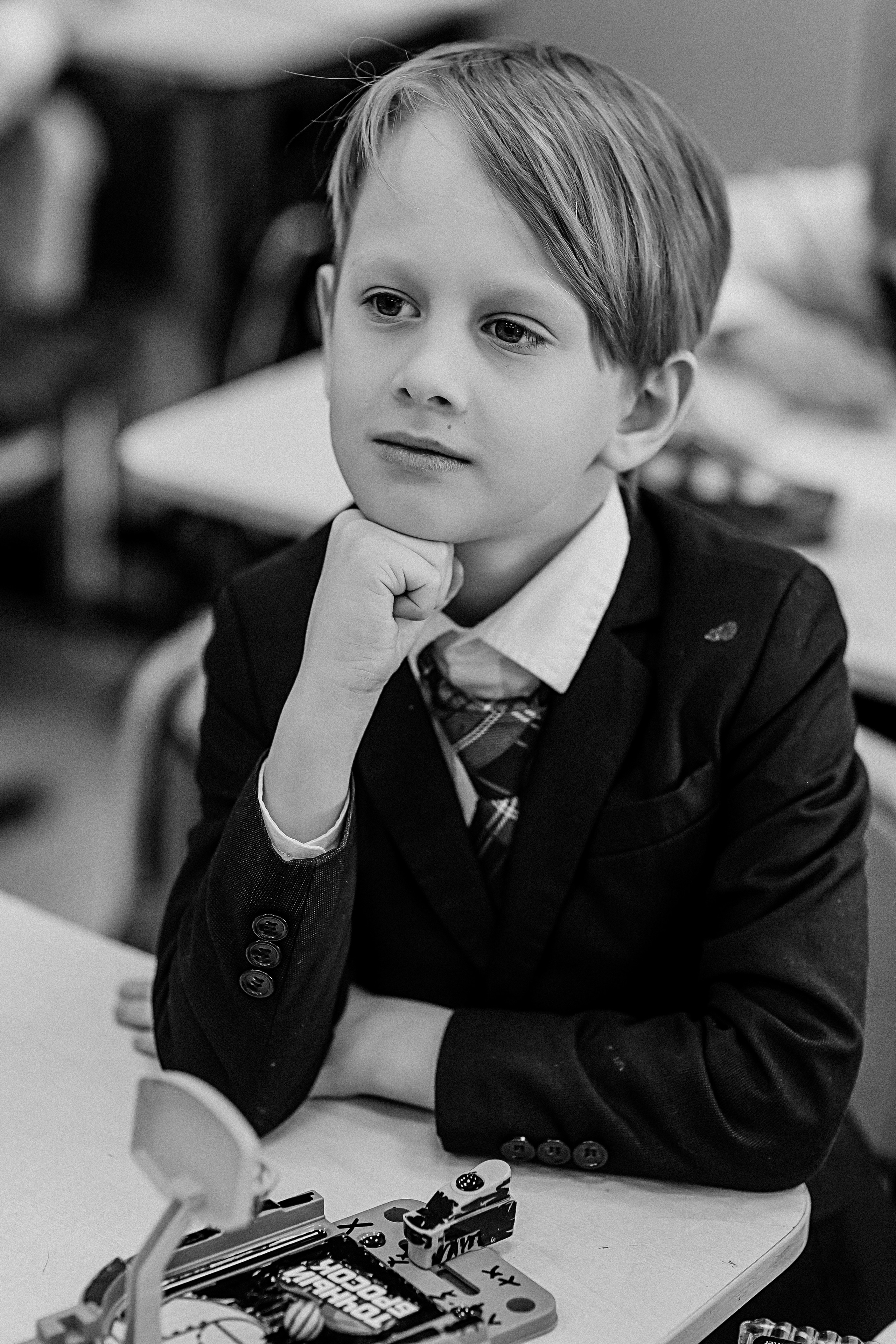 1 класс в кабинете. Семейный фотограф Тюмень, фотограф на роды Салмина Мария