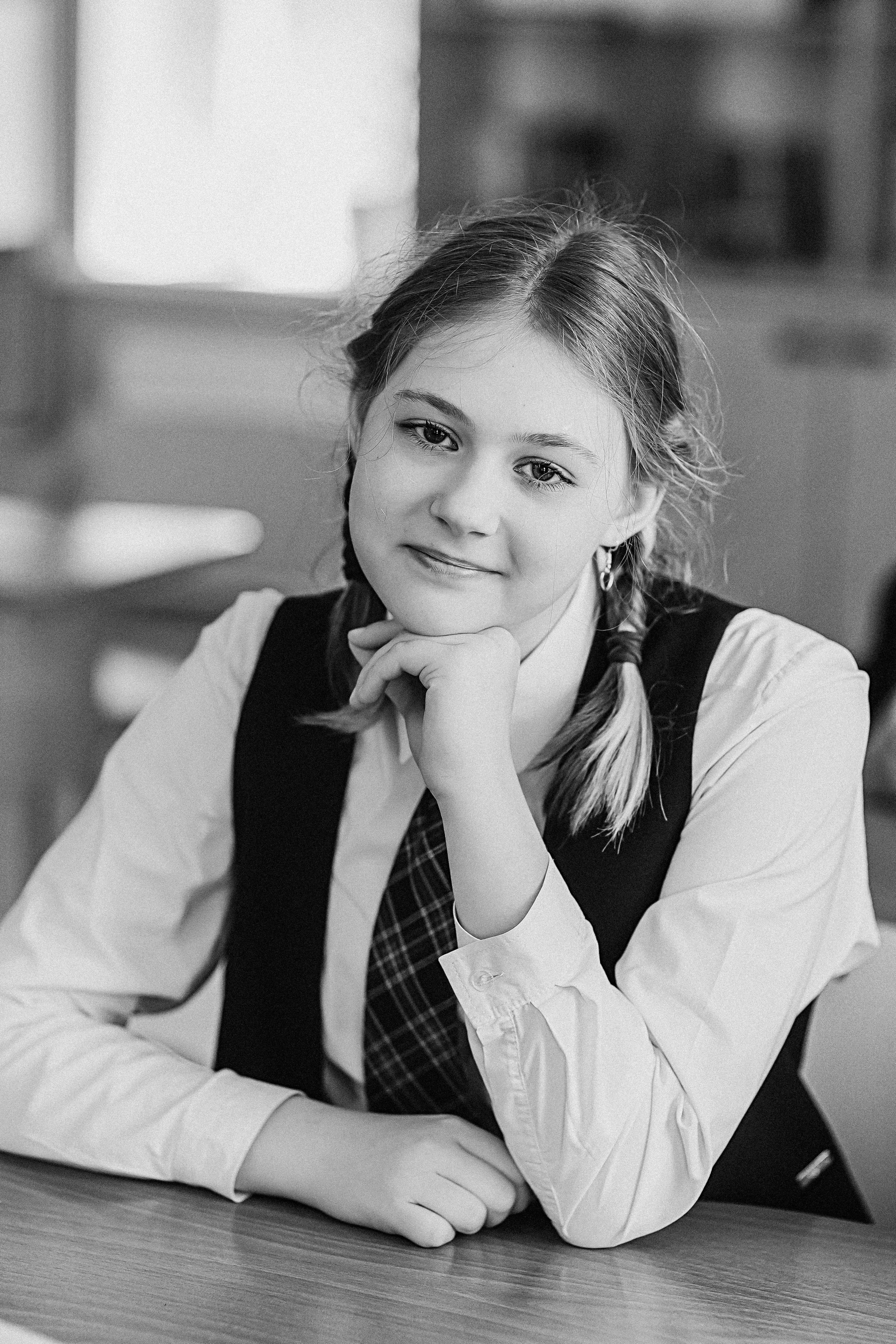 7 класс в кабинете. Семейный фотограф Тюмень, фотограф на роды Салмина Мария