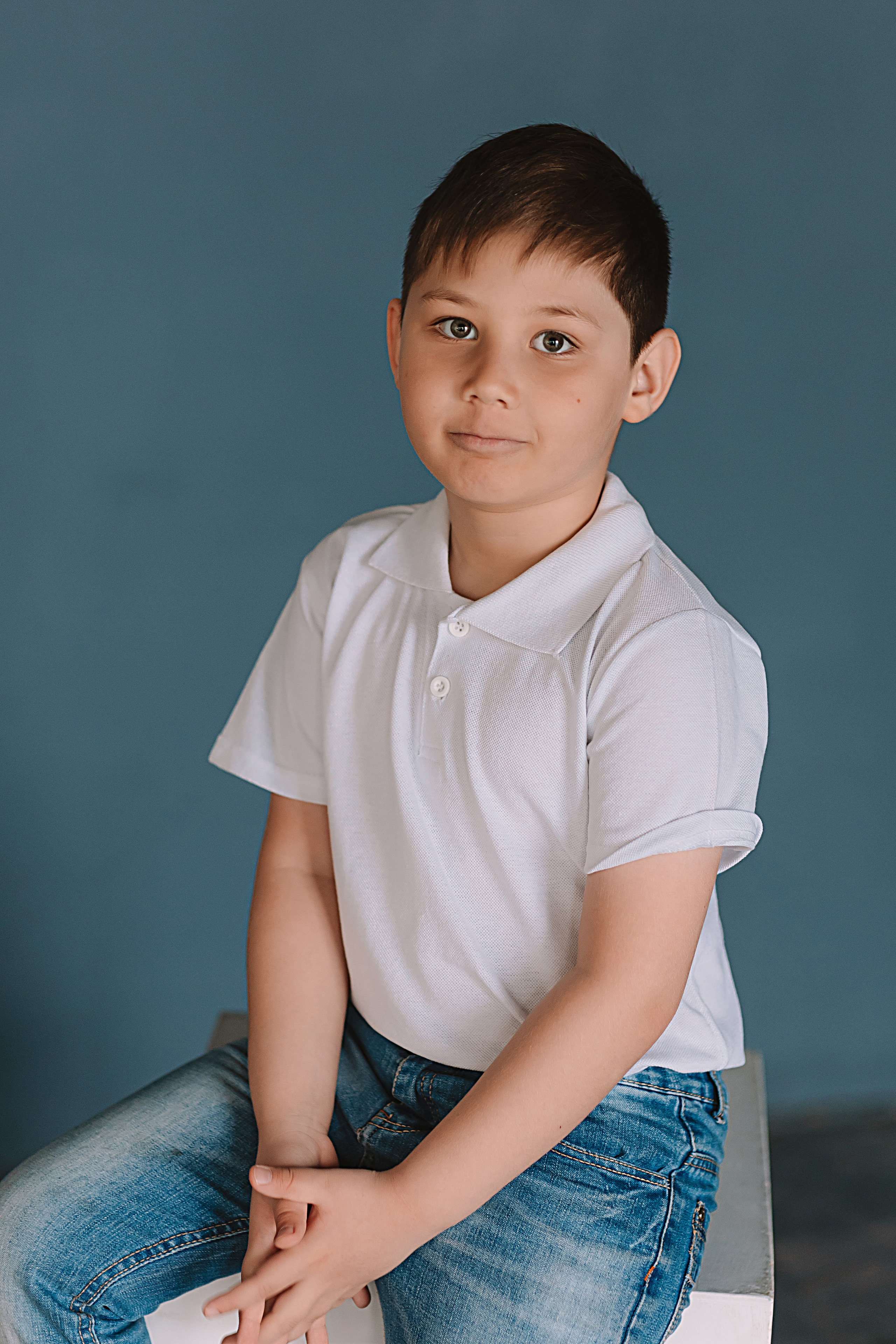 Садик в фотостудии. Семейный фотограф Тюмень, фотограф на роды Салмина Мария