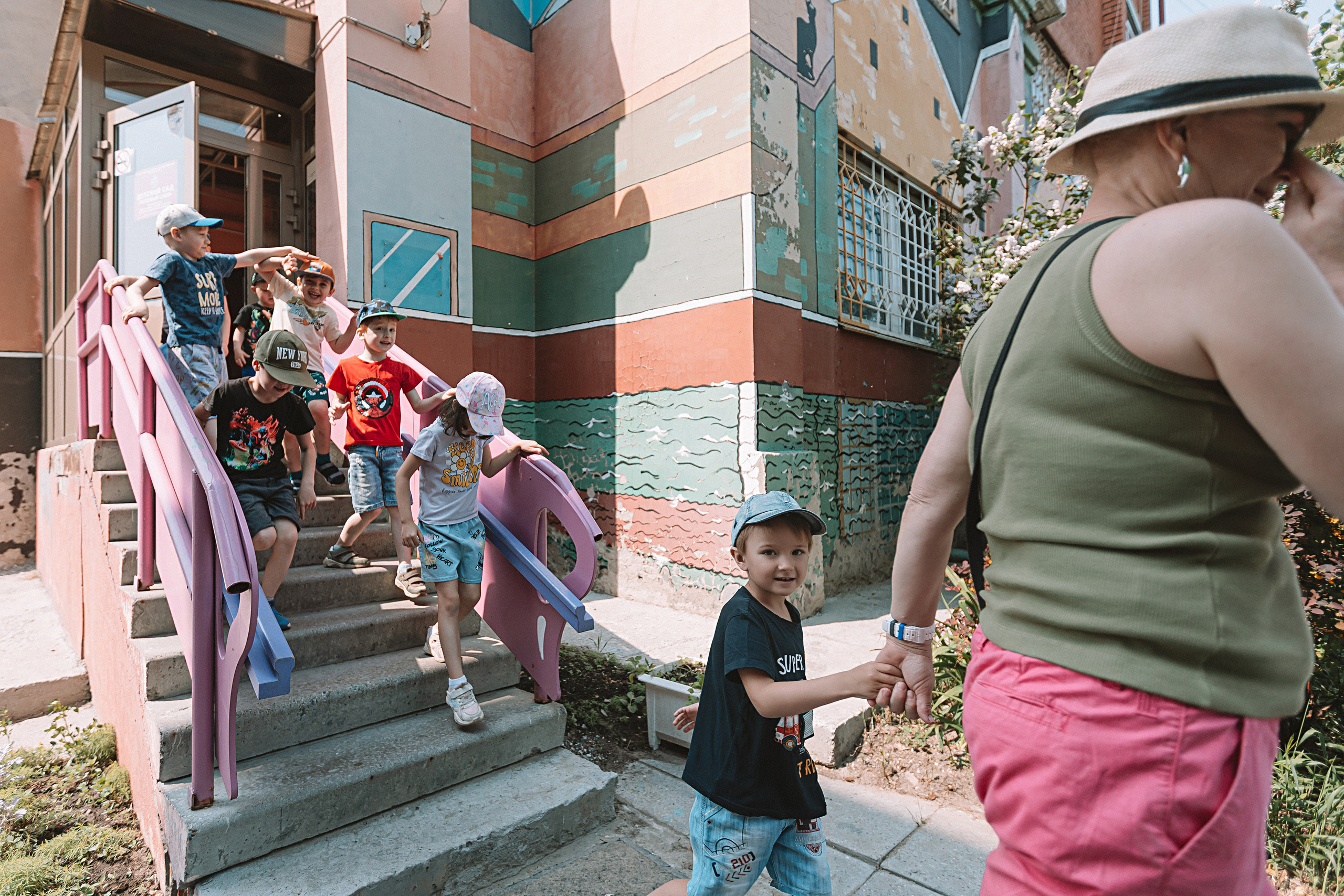 Один день в саду (частный). Семейный фотограф Тюмень, фотограф на роды Салмина Мария
