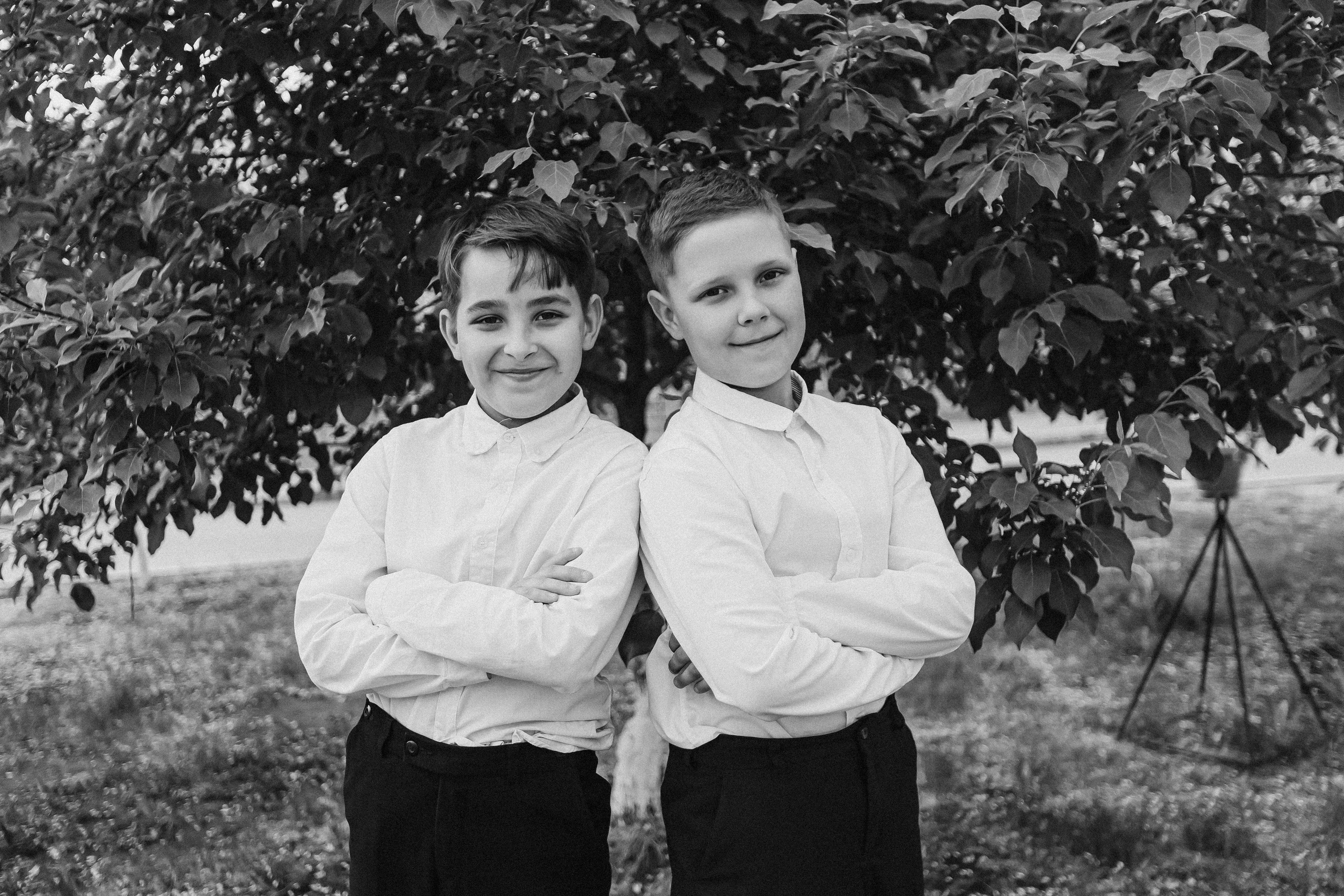 3 класс у школы. Семейный фотограф Тюмень, фотограф на роды Салмина Мария