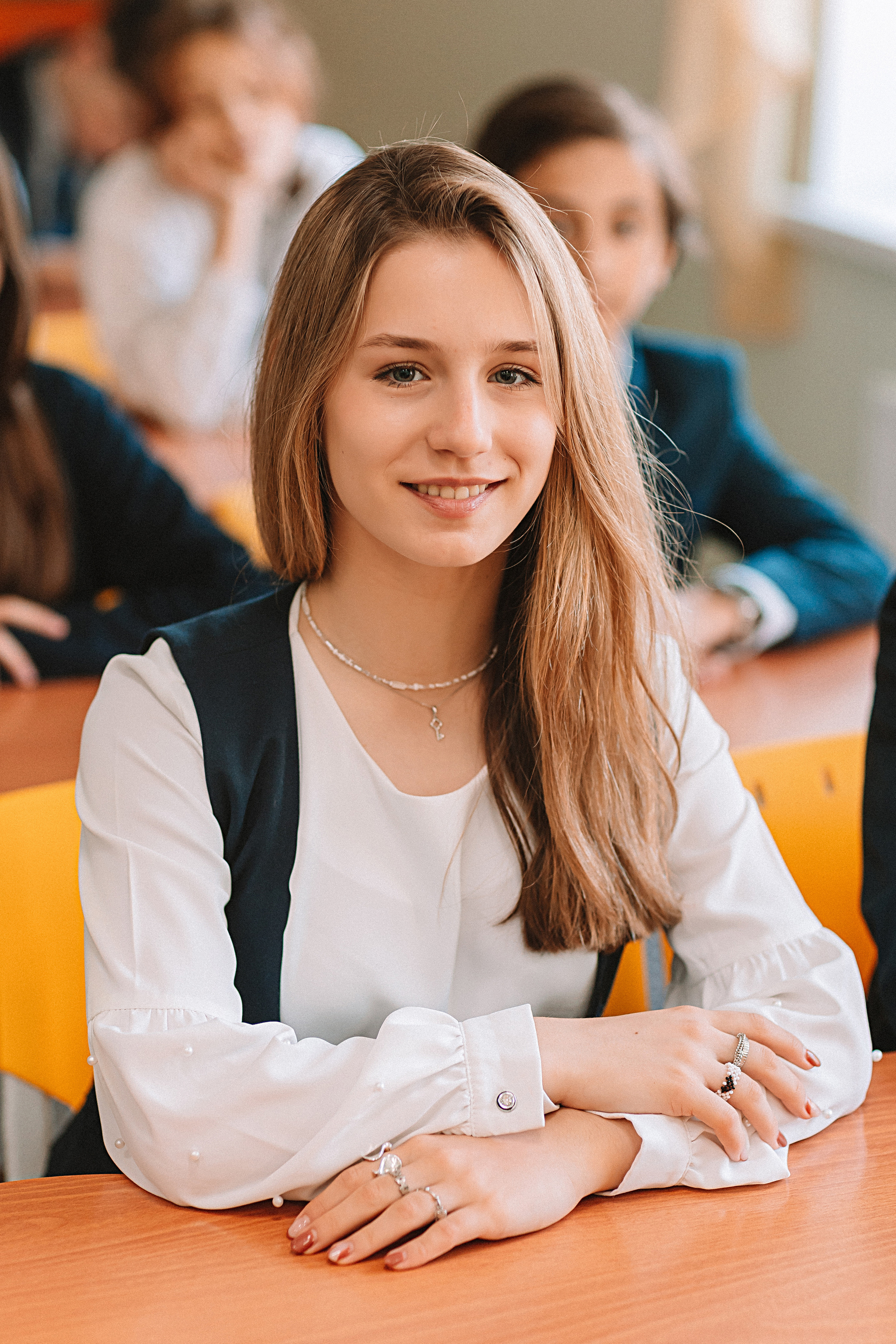 7 класс в кабинете. Семейный фотограф Тюмень, фотограф на роды Салмина Мария