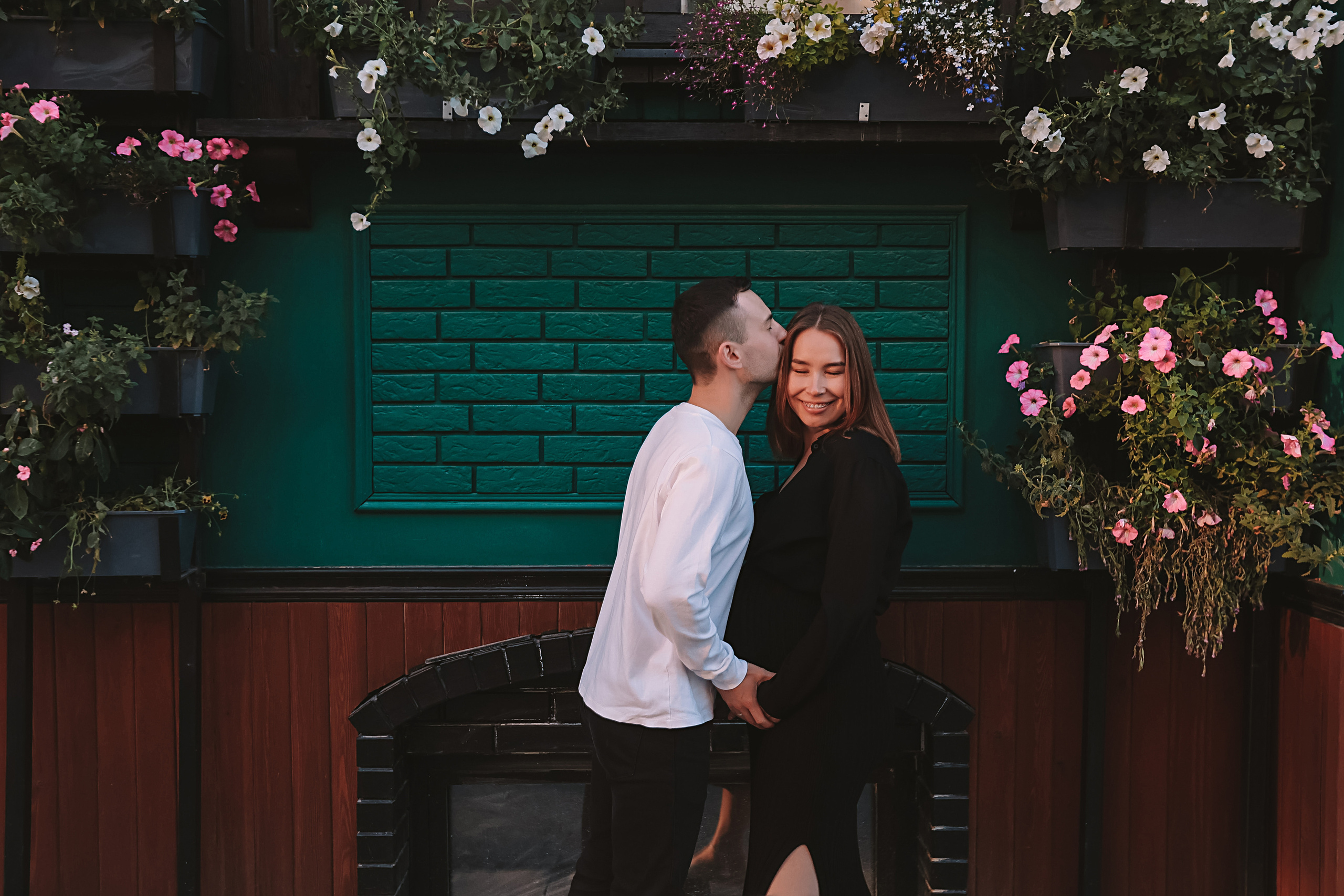 Беременность (центр города). Семейный фотограф Тюмень, фотограф на роды Салмина Мария