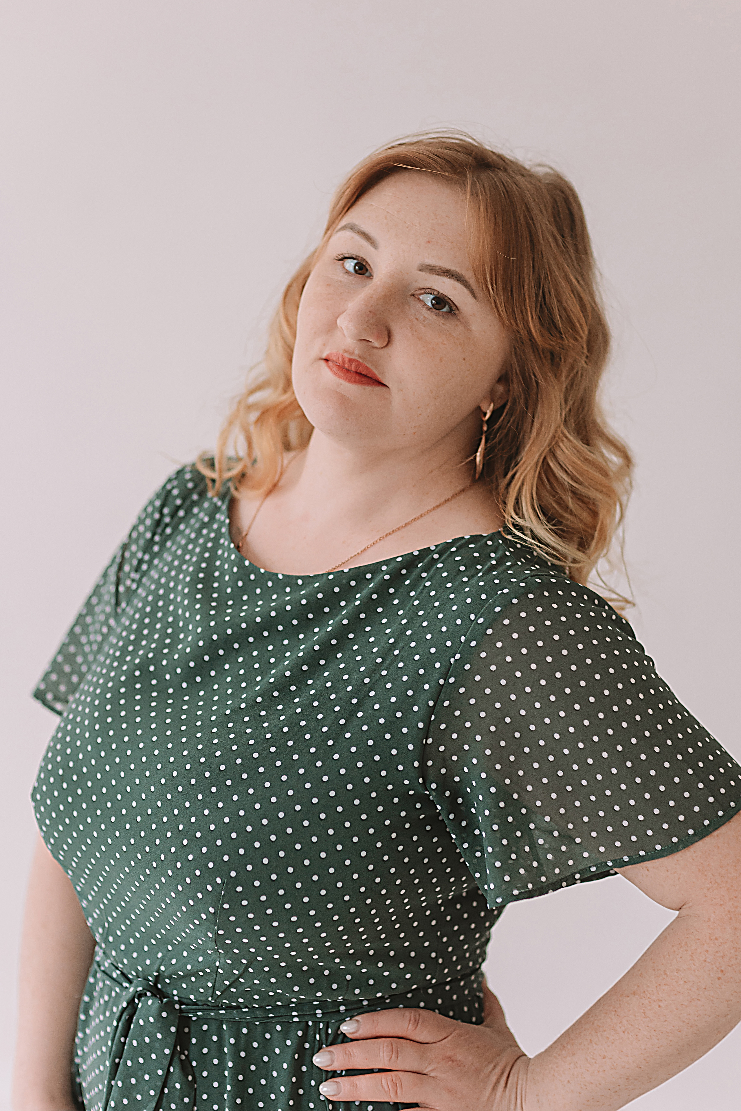 Садик в фотостудии. Семейный фотограф Тюмень, фотограф на роды Салмина Мария