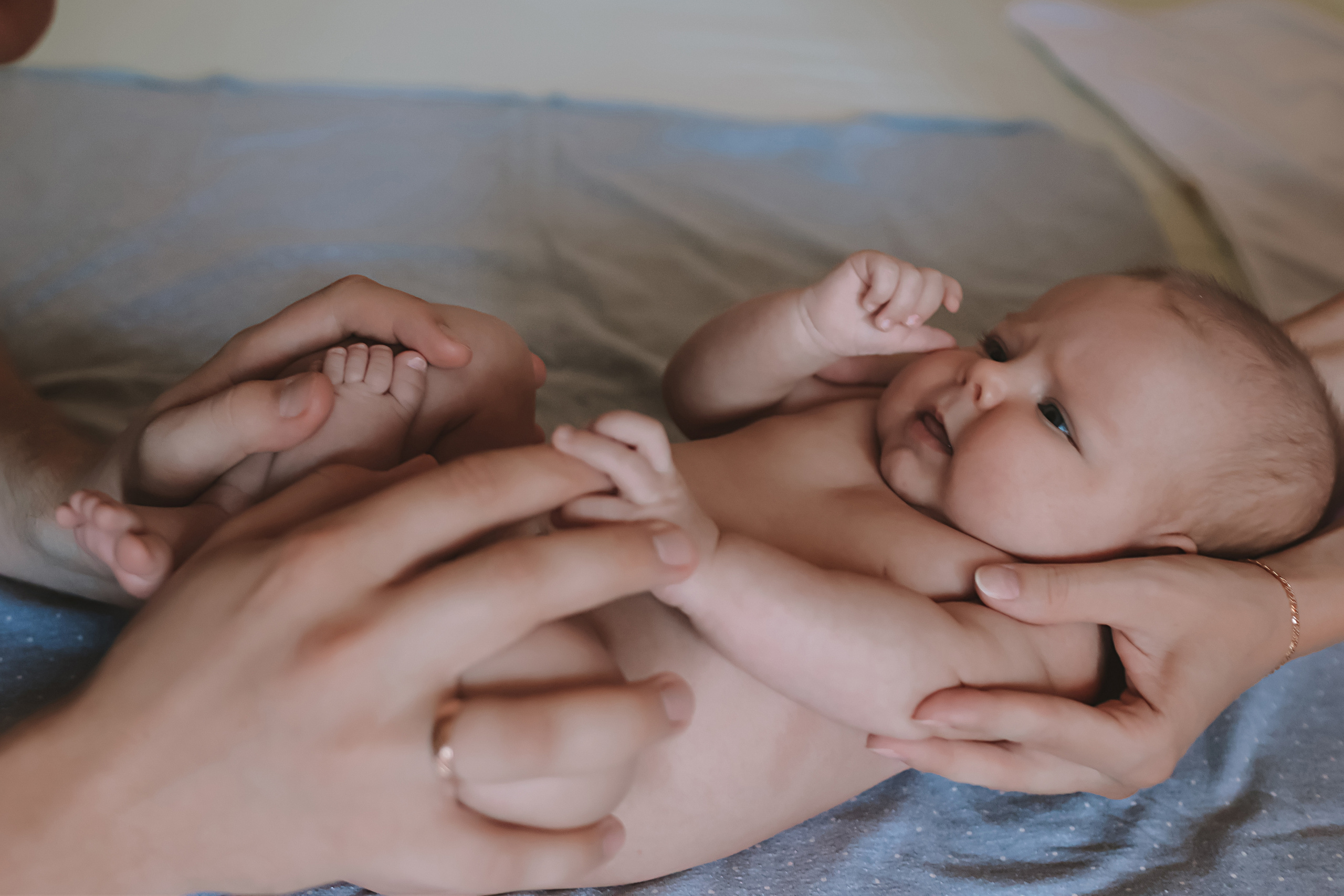 Аня, 2 месяца. Семейный фотограф Тюмень, фотограф на роды Салмина Мария