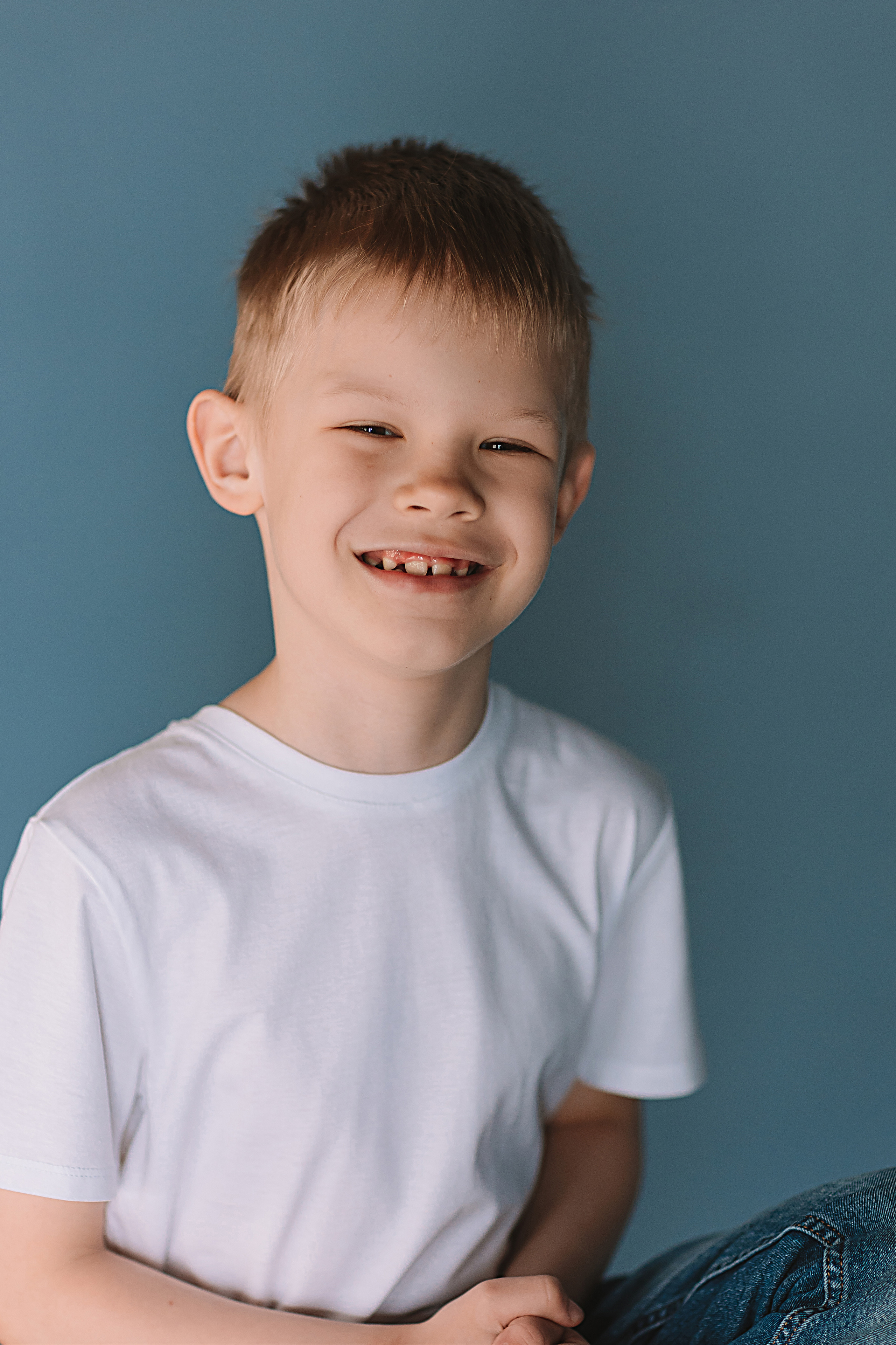 Садик в фотостудии. Семейный фотограф Тюмень, фотограф на роды Салмина Мария