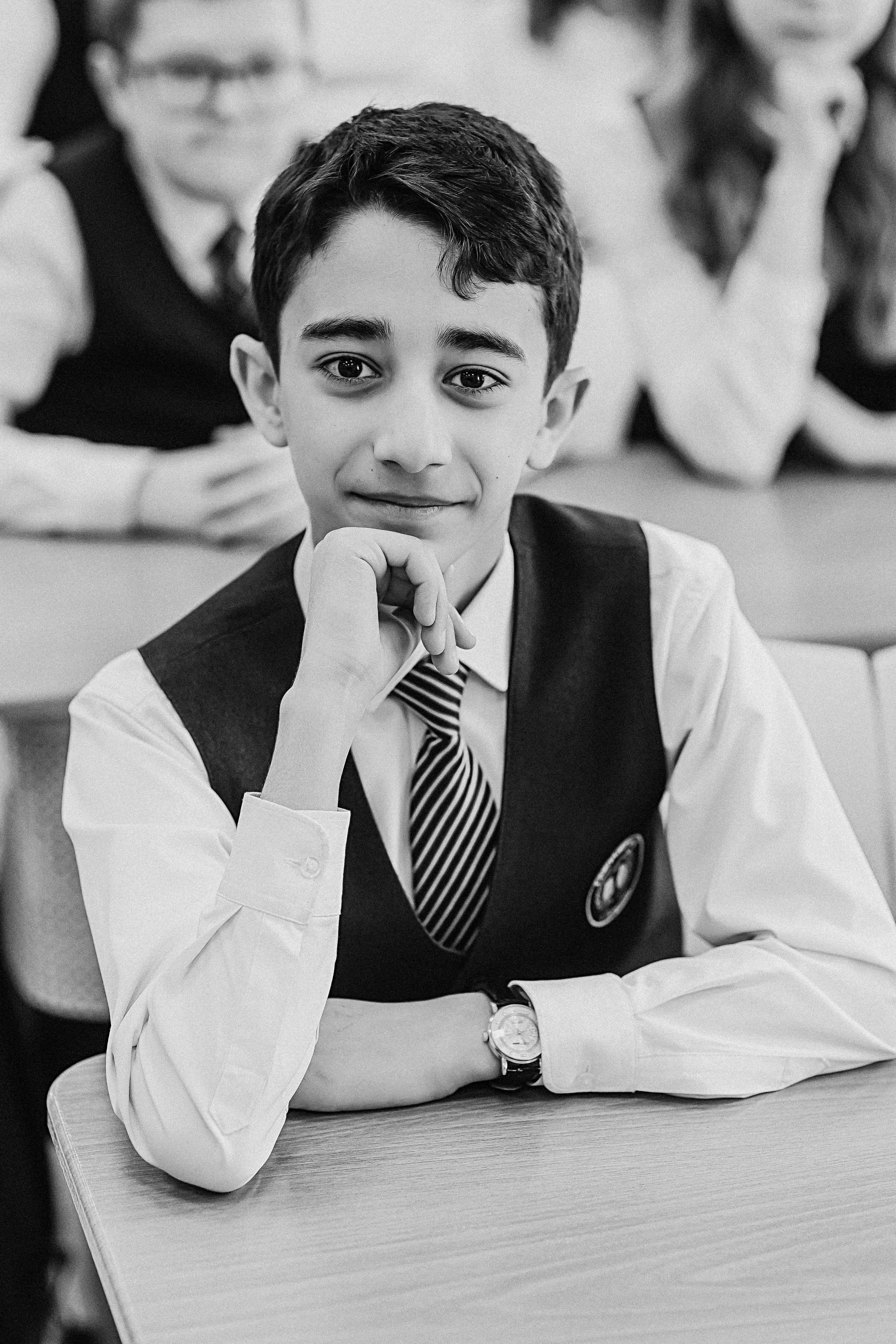 7 класс в кабинете. Семейный фотограф Тюмень, фотограф на роды Салмина Мария