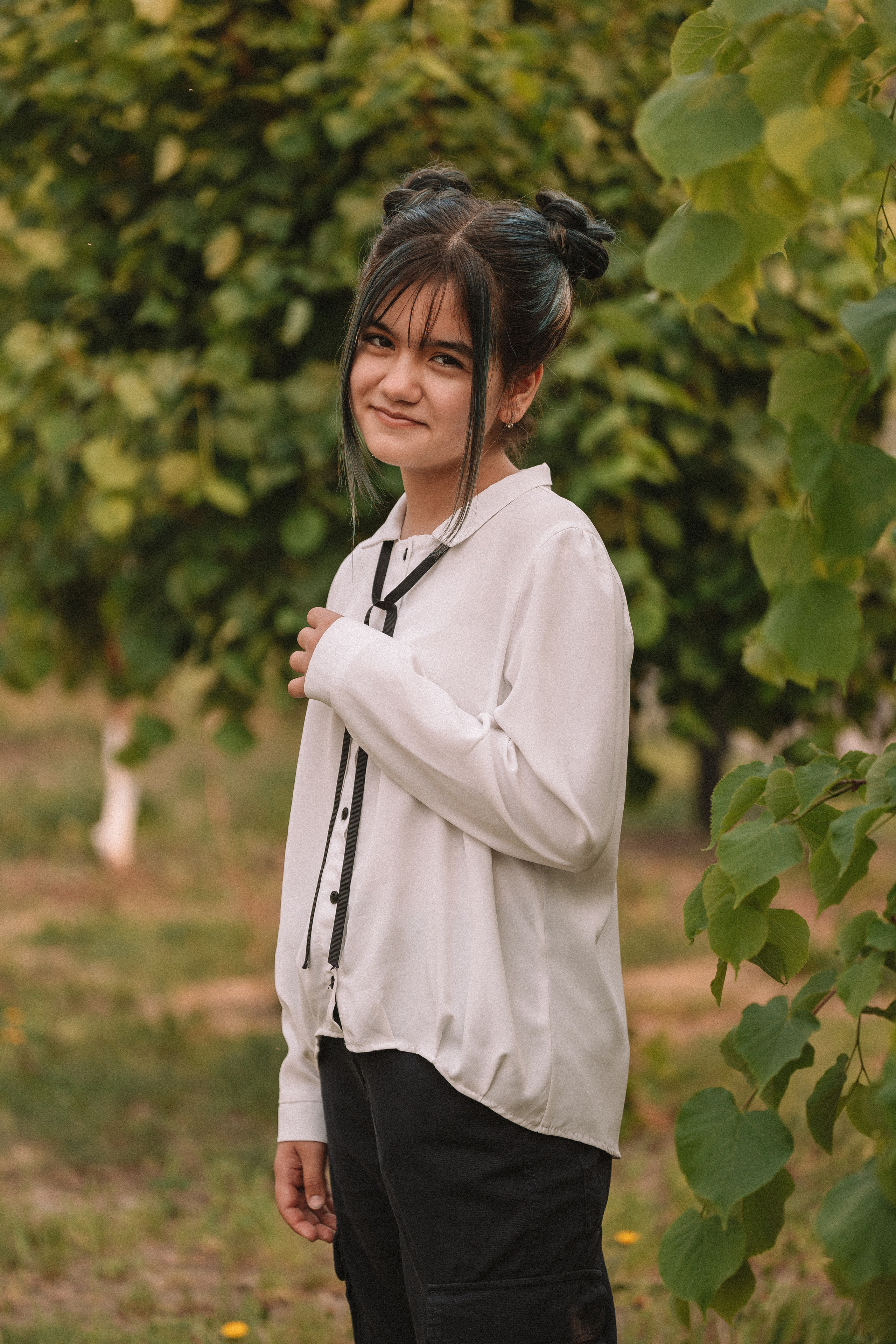 3 класс у школы. Семейный фотограф Тюмень, фотограф на роды Салмина Мария