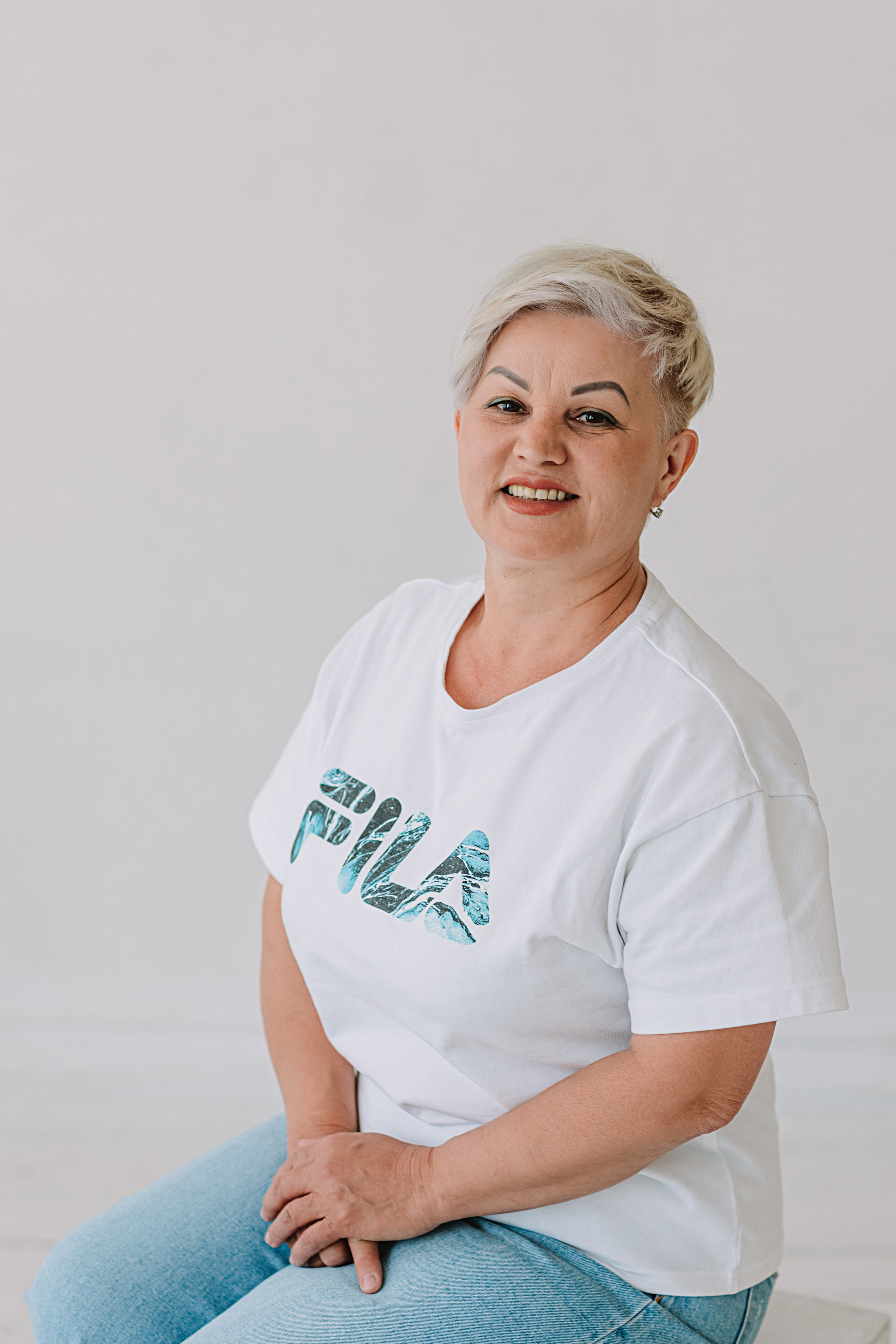 Младшая группа садика в студии. Семейный фотограф Тюмень, фотограф на роды Салмина Мария