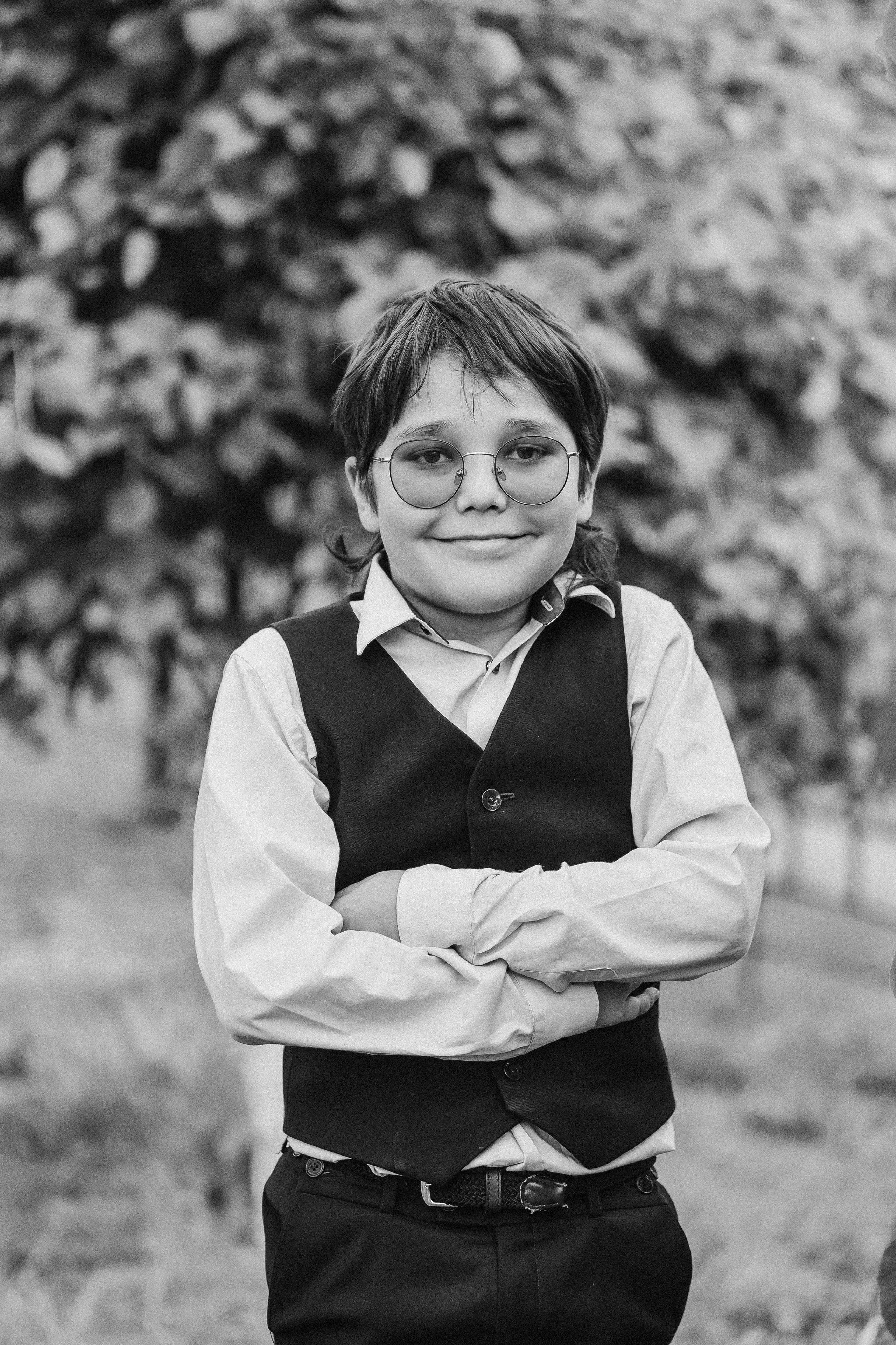 3 класс у школы. Семейный фотограф Тюмень, фотограф на роды Салмина Мария