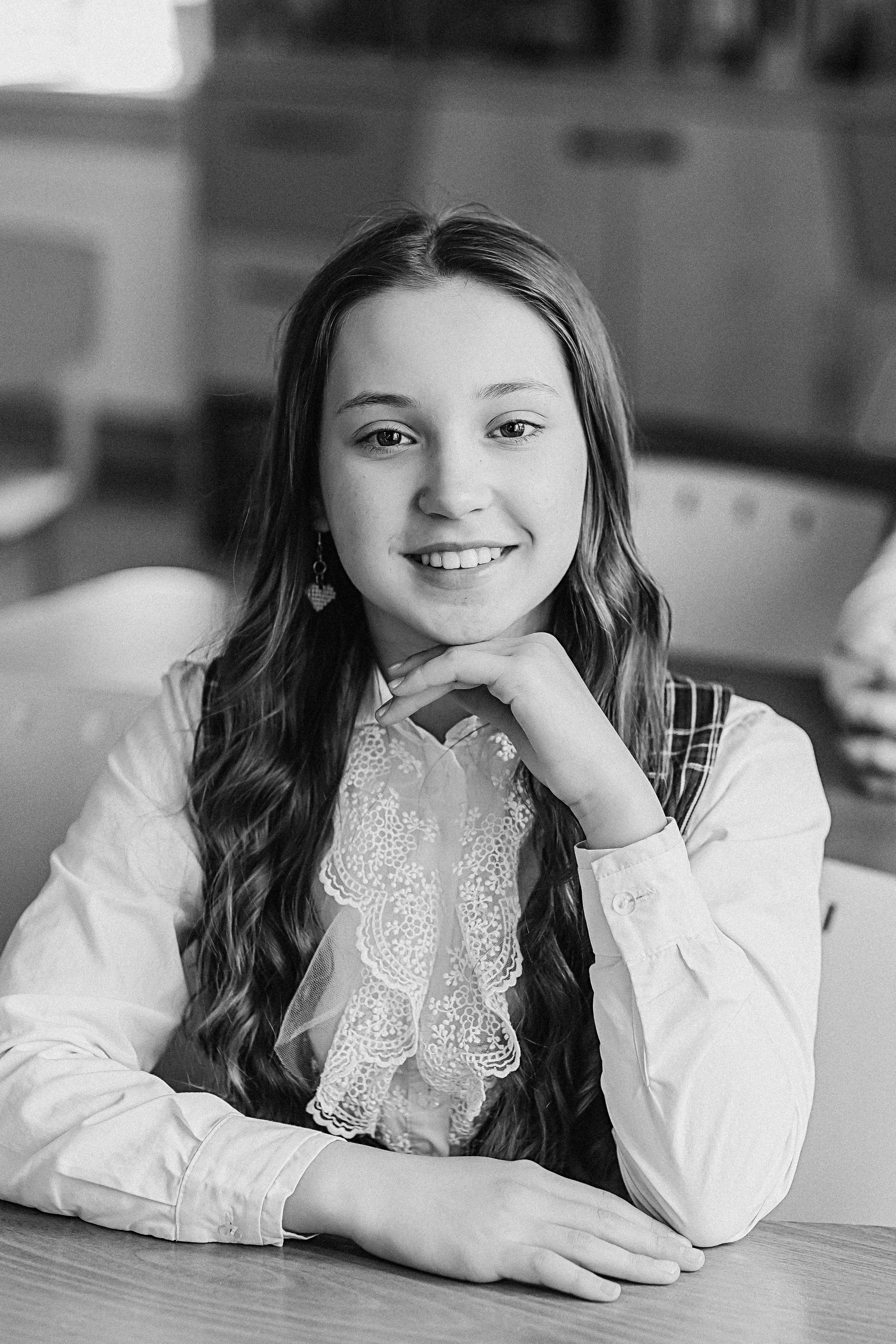 7 класс в кабинете. Семейный фотограф Тюмень, фотограф на роды Салмина Мария