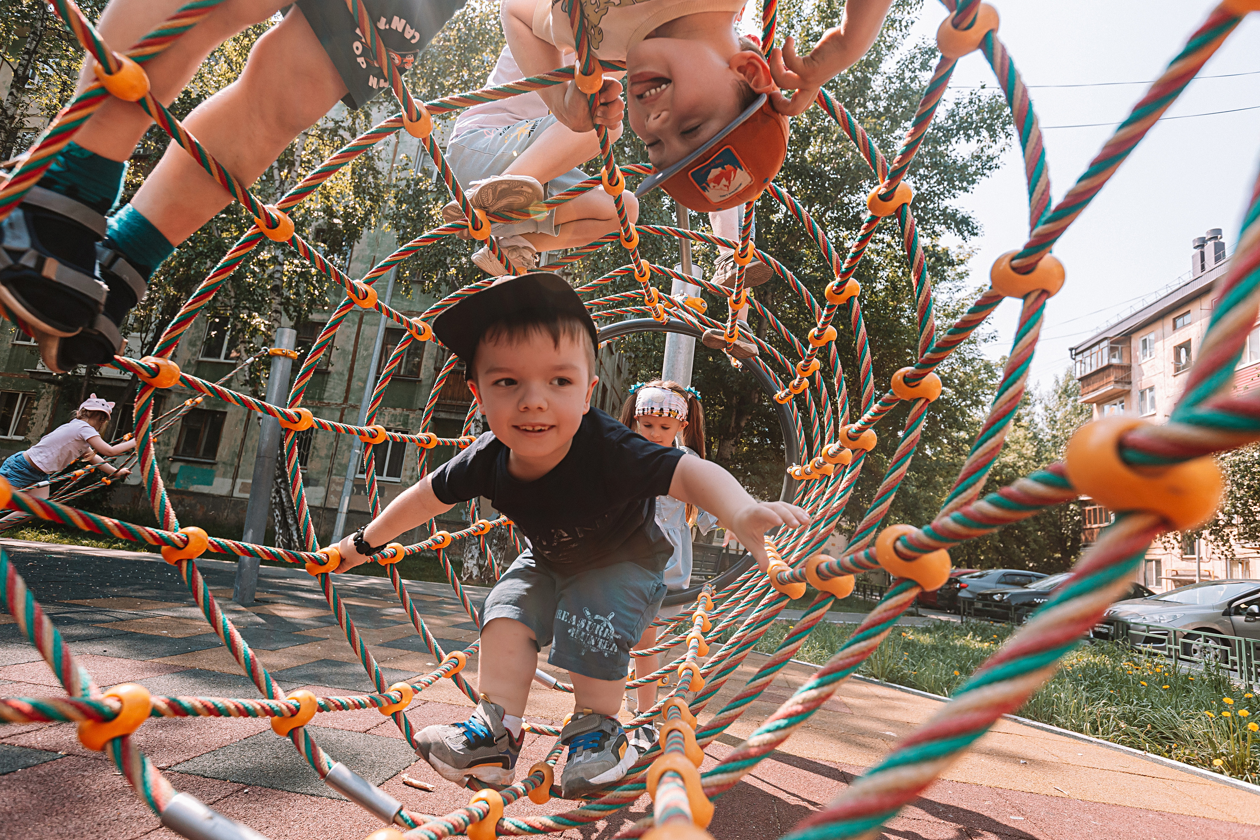 Один день в саду (частный). Семейный фотограф Тюмень, фотограф на роды Салмина Мария