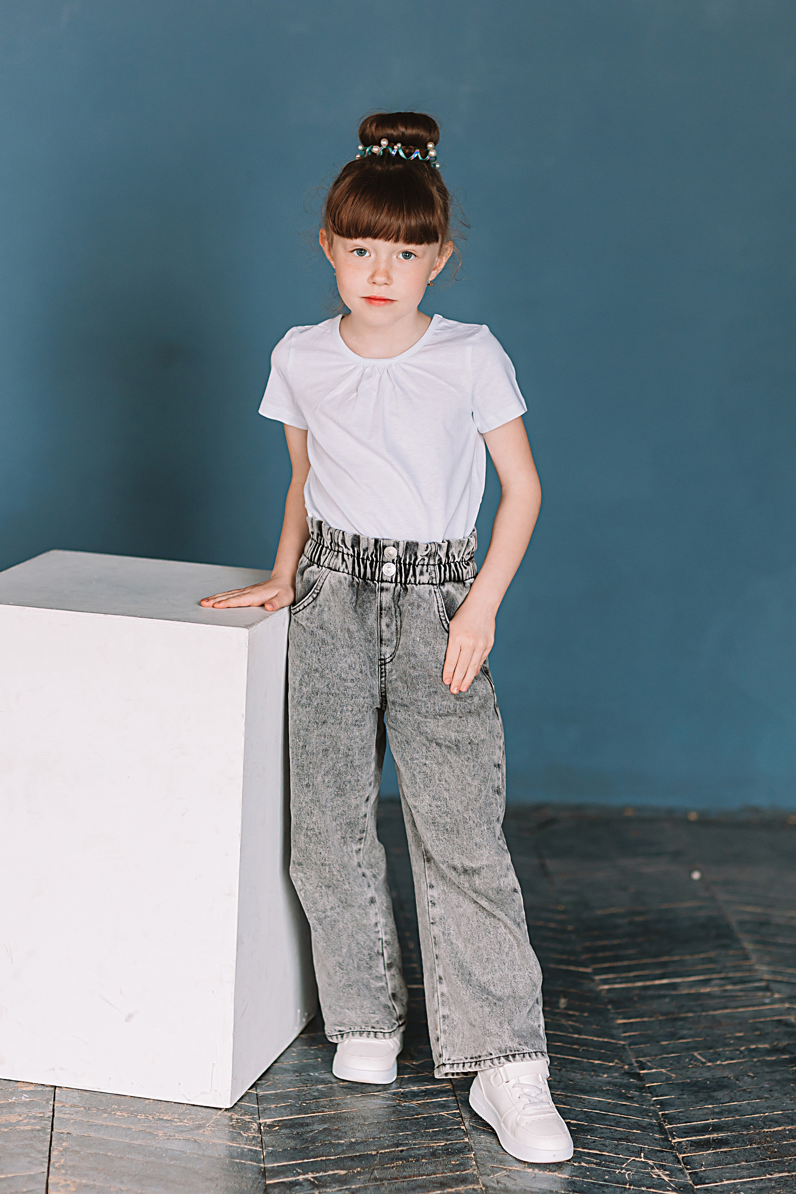 Садик в фотостудии. Семейный фотограф Тюмень, фотограф на роды Салмина Мария