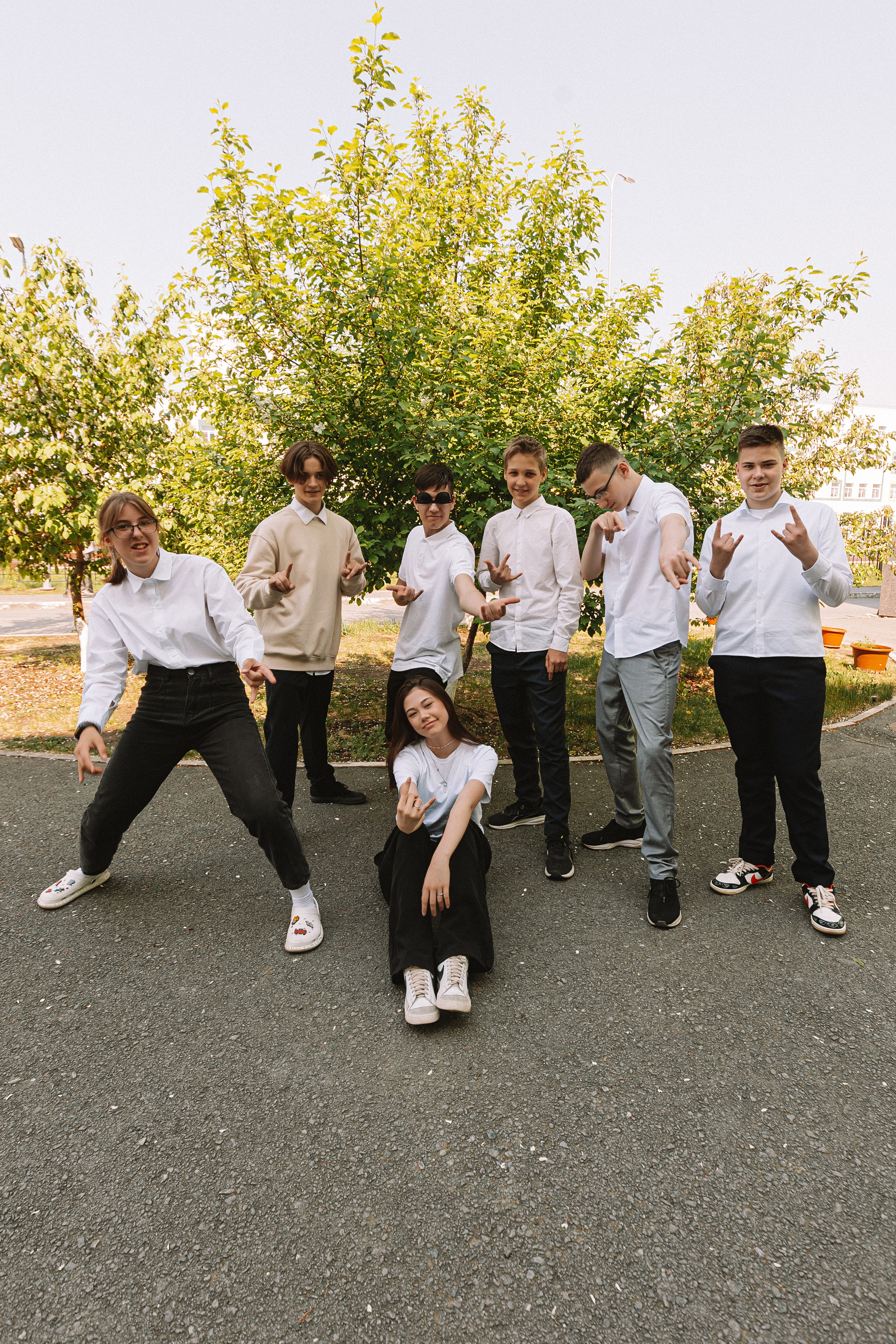 7 класс на улице. Семейный фотограф Тюмень, фотограф на роды Салмина Мария