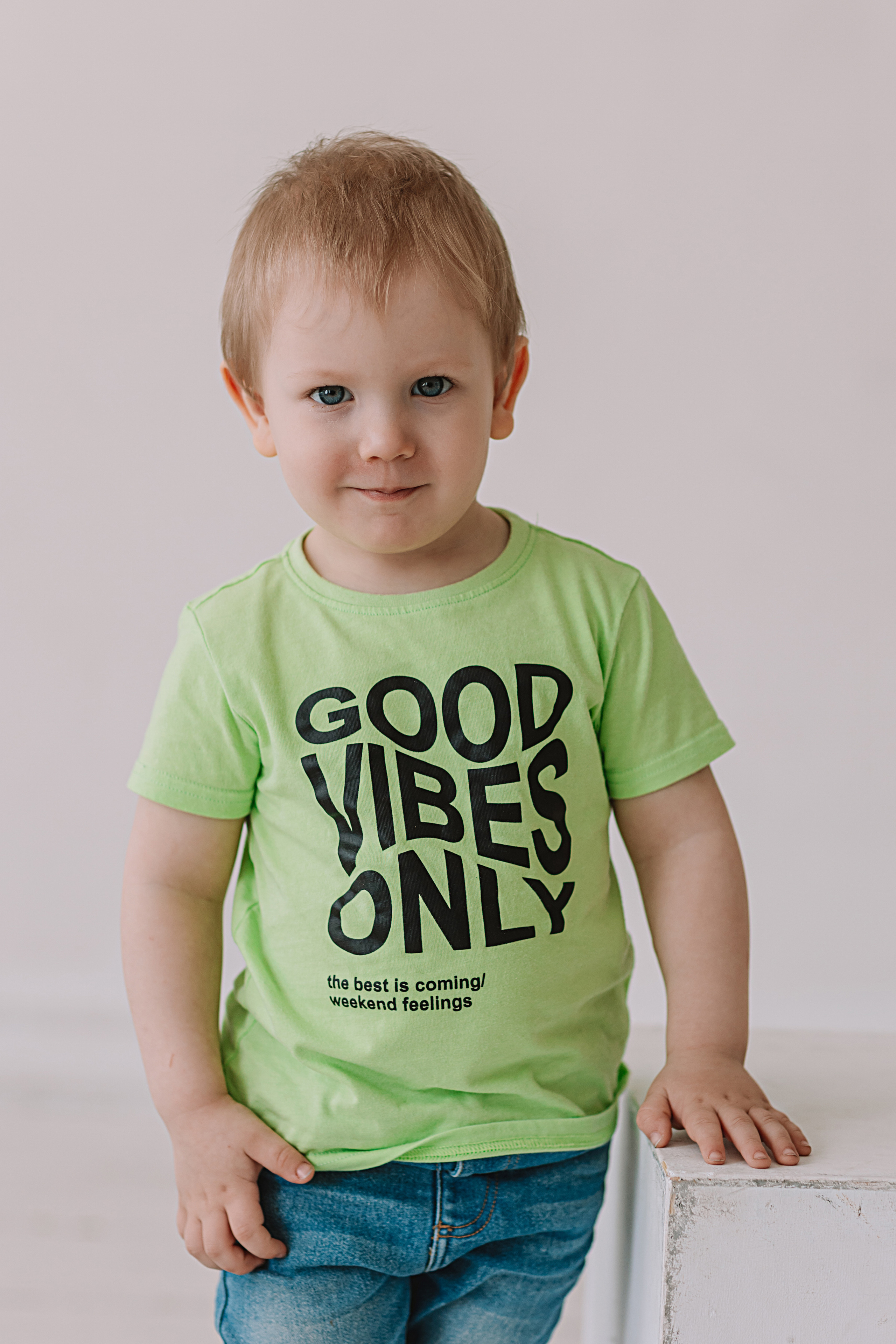 Младшая группа садика в студии. Семейный фотограф Тюмень, фотограф на роды Салмина Мария