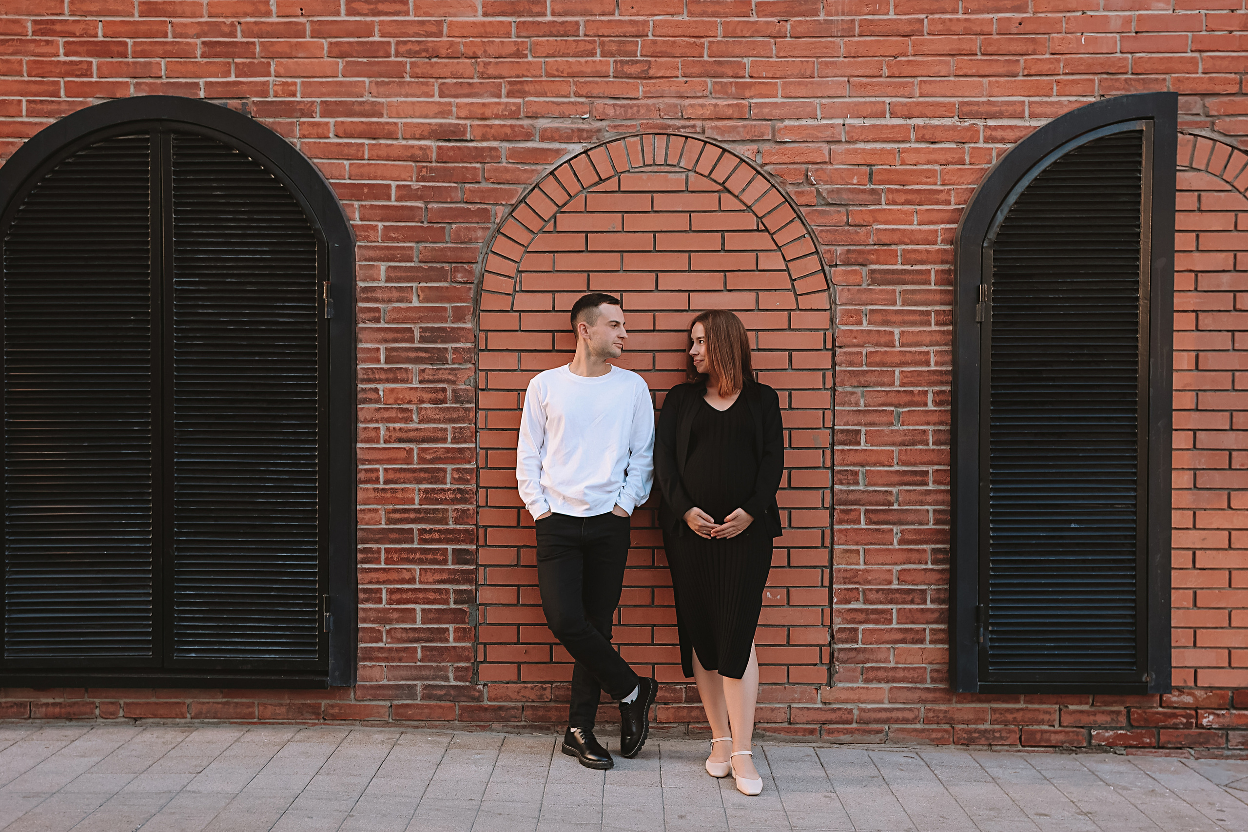 Беременность (центр города). Семейный фотограф Тюмень, фотограф на роды Салмина Мария