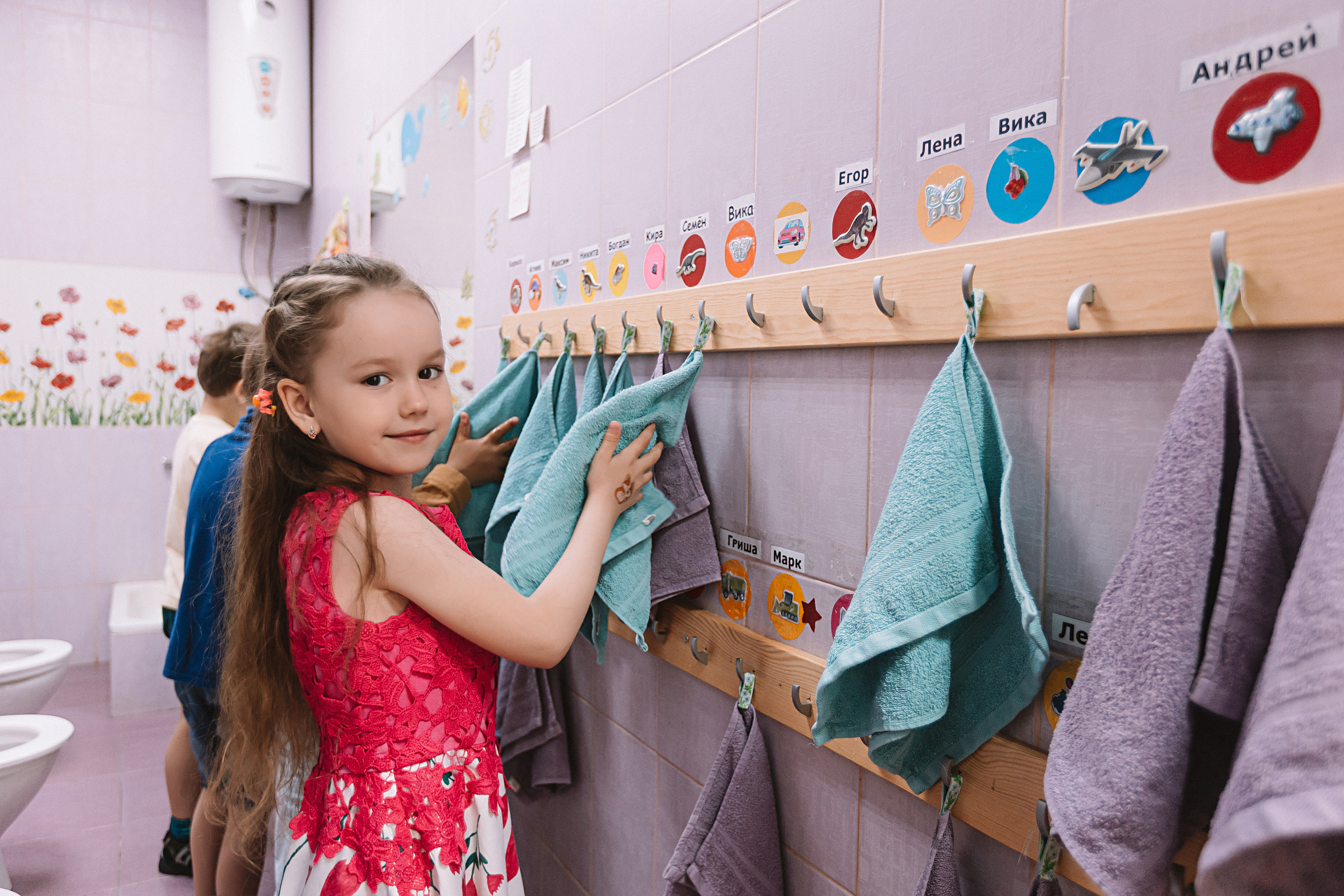Один день в саду (частный). Семейный фотограф Тюмень, фотограф на роды Салмина Мария