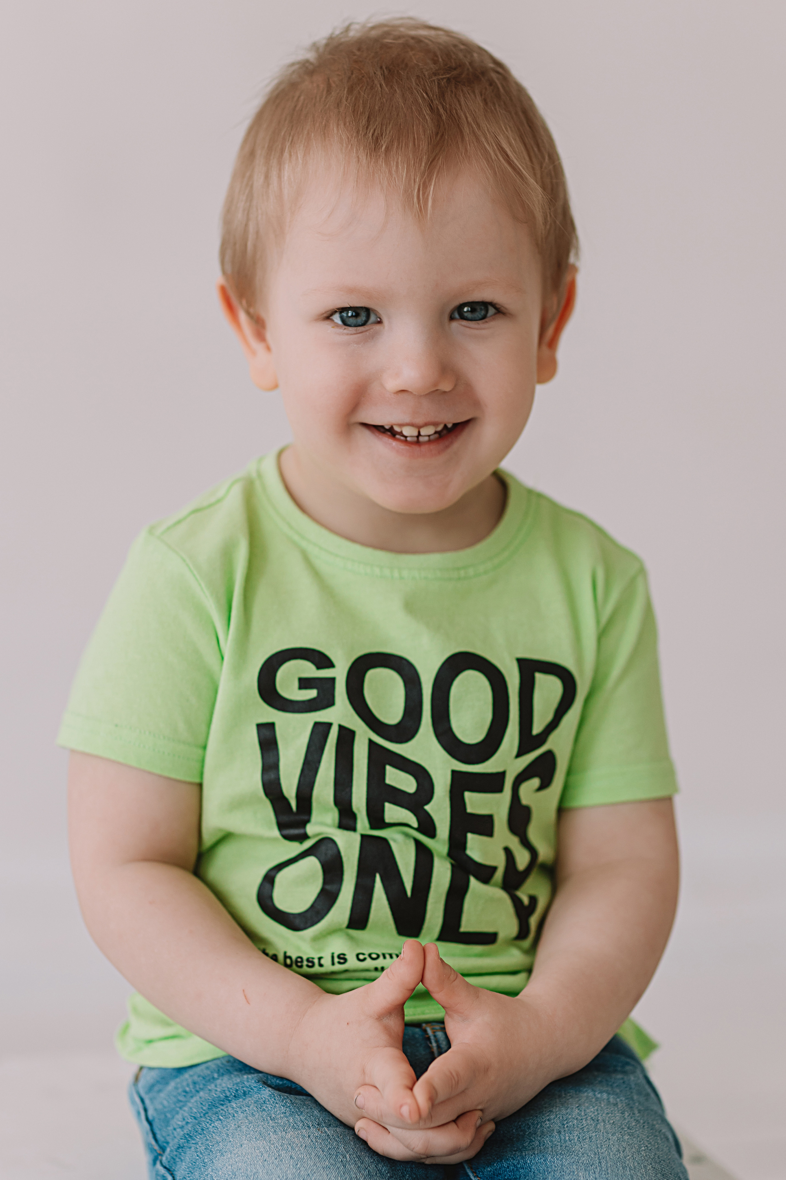 Младшая группа садика в студии. Семейный фотограф Тюмень, фотограф на роды Салмина Мария