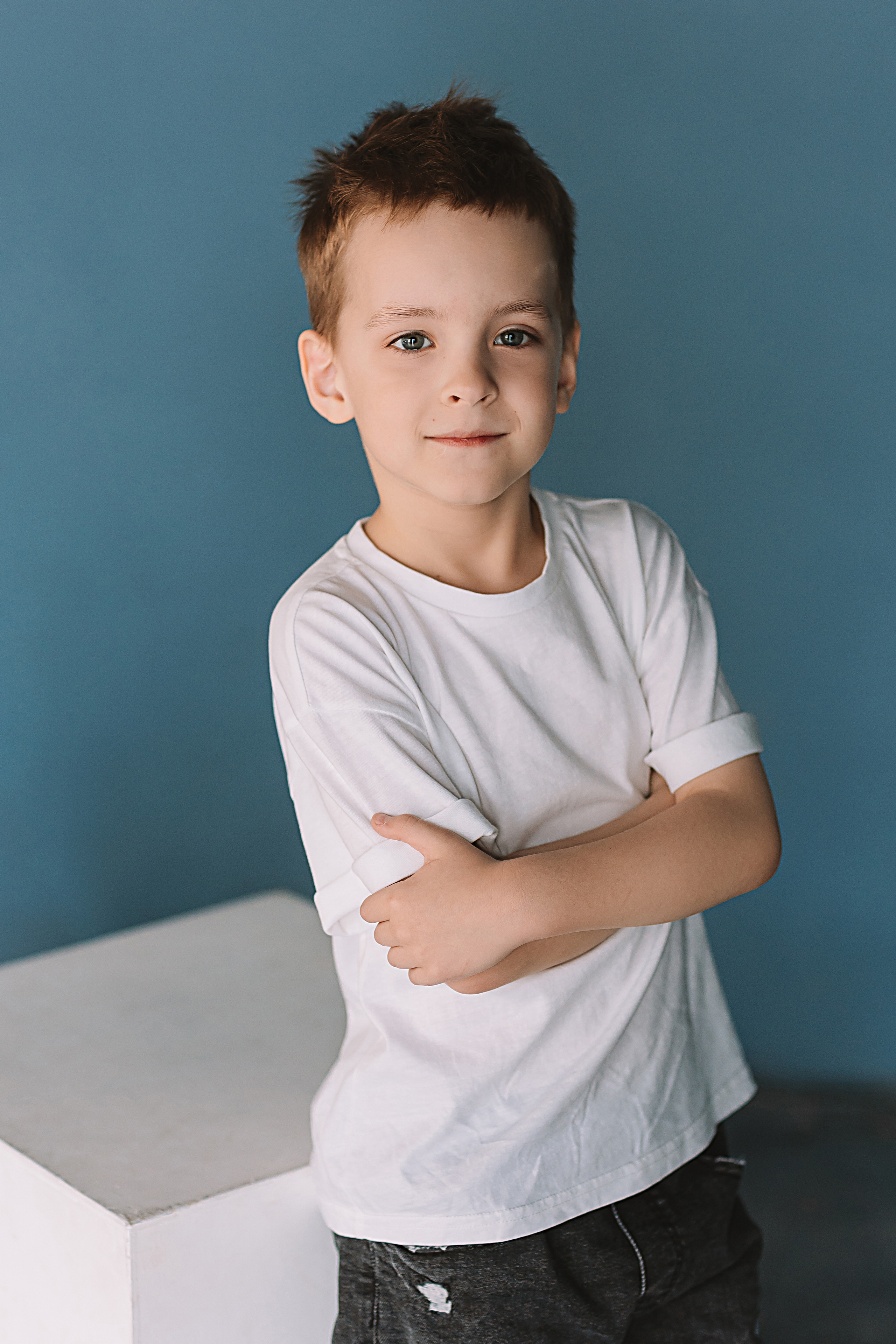 Садик в фотостудии. Семейный фотограф Тюмень, фотограф на роды Салмина Мария