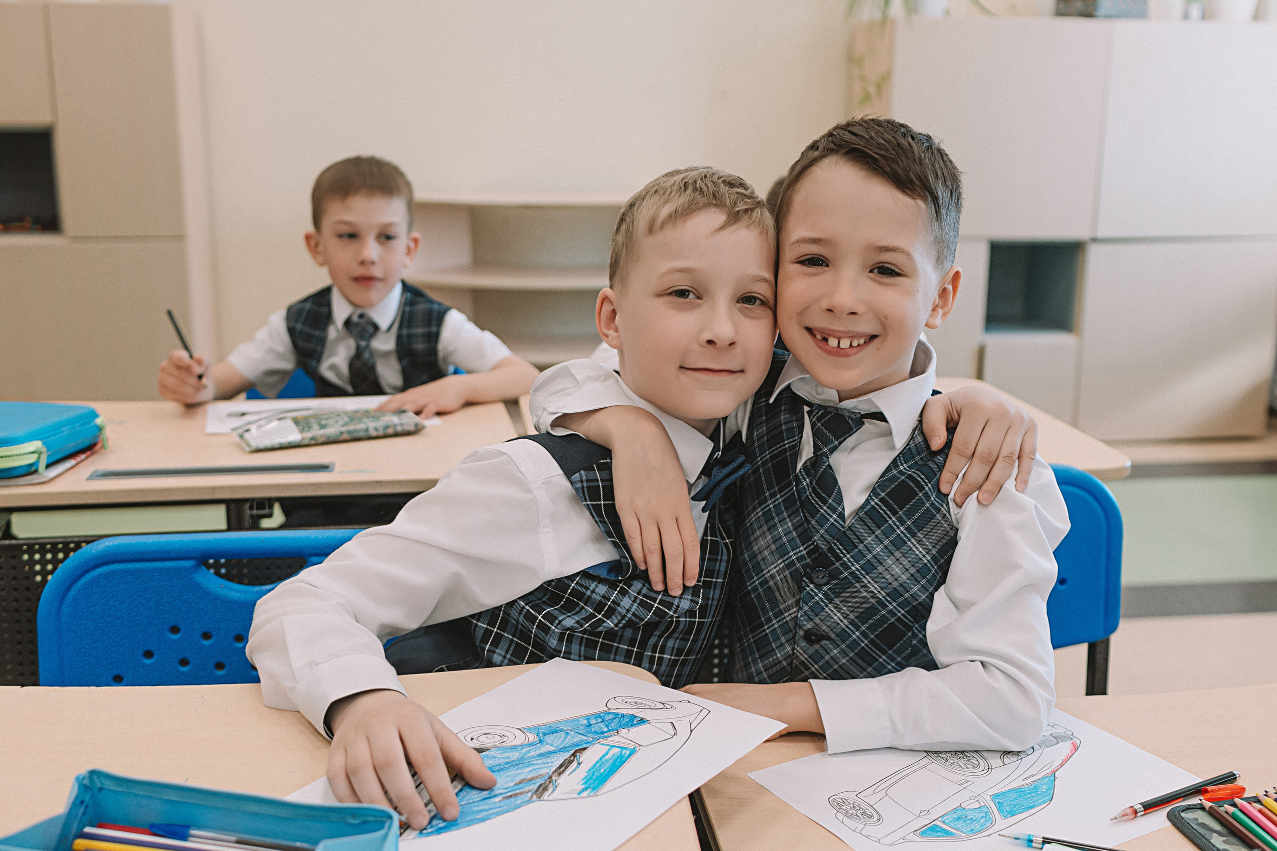 1 класс в кабинете. Семейный фотограф Тюмень, фотограф на роды Салмина Мария