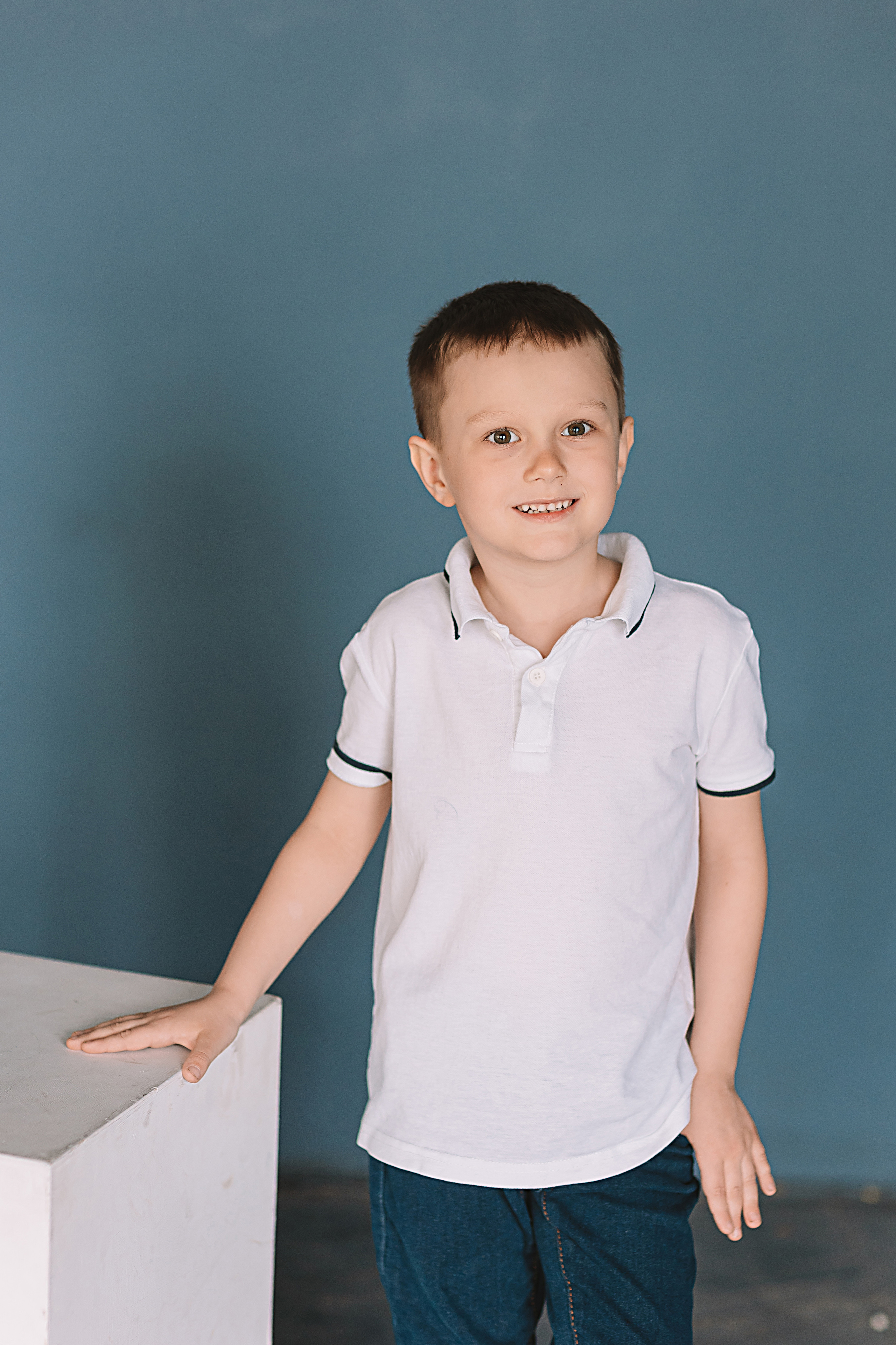 Садик в фотостудии. Семейный фотограф Тюмень, фотограф на роды Салмина Мария