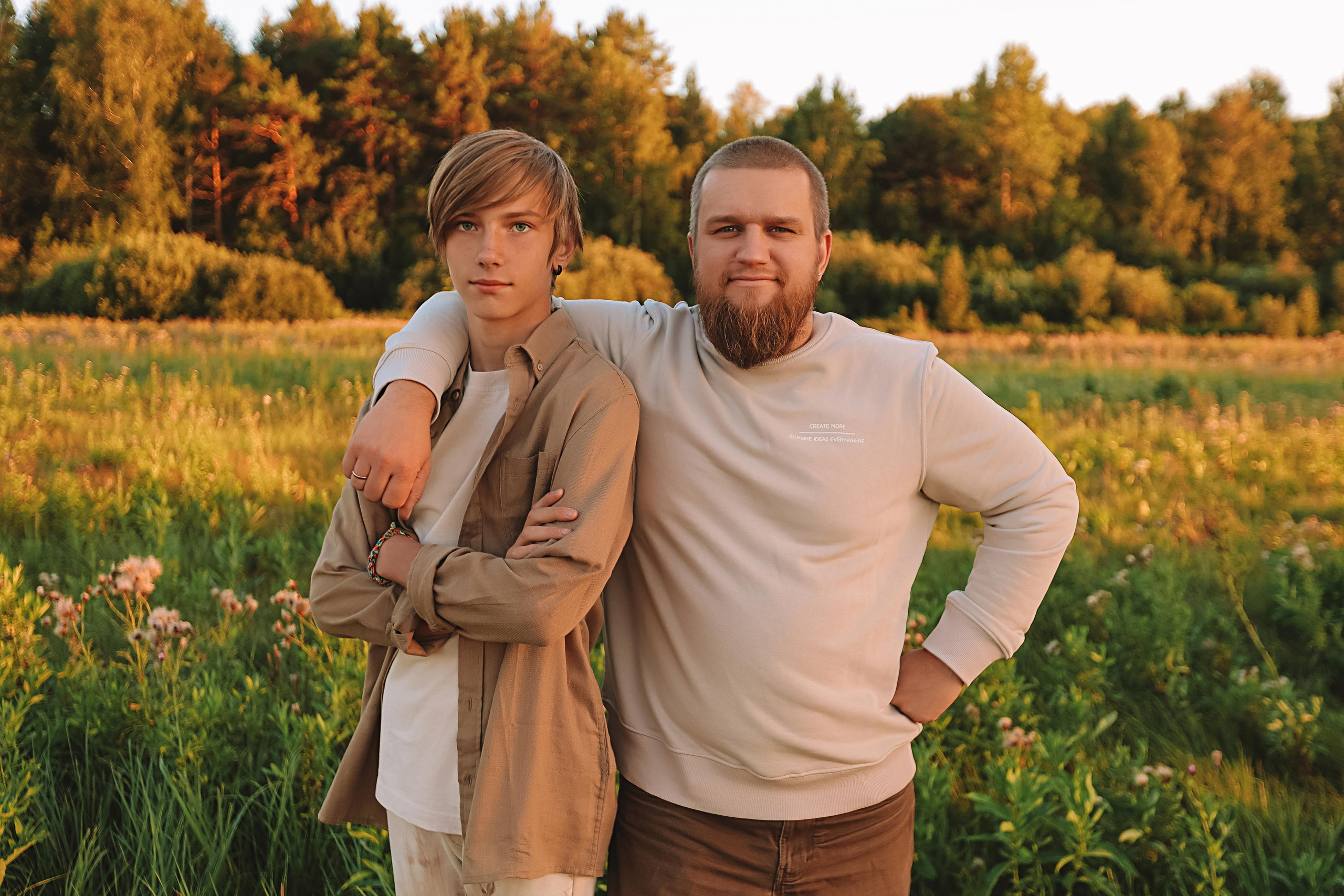Семейная (каменка). Семейный фотограф Тюмень, фотограф на роды Салмина Мария