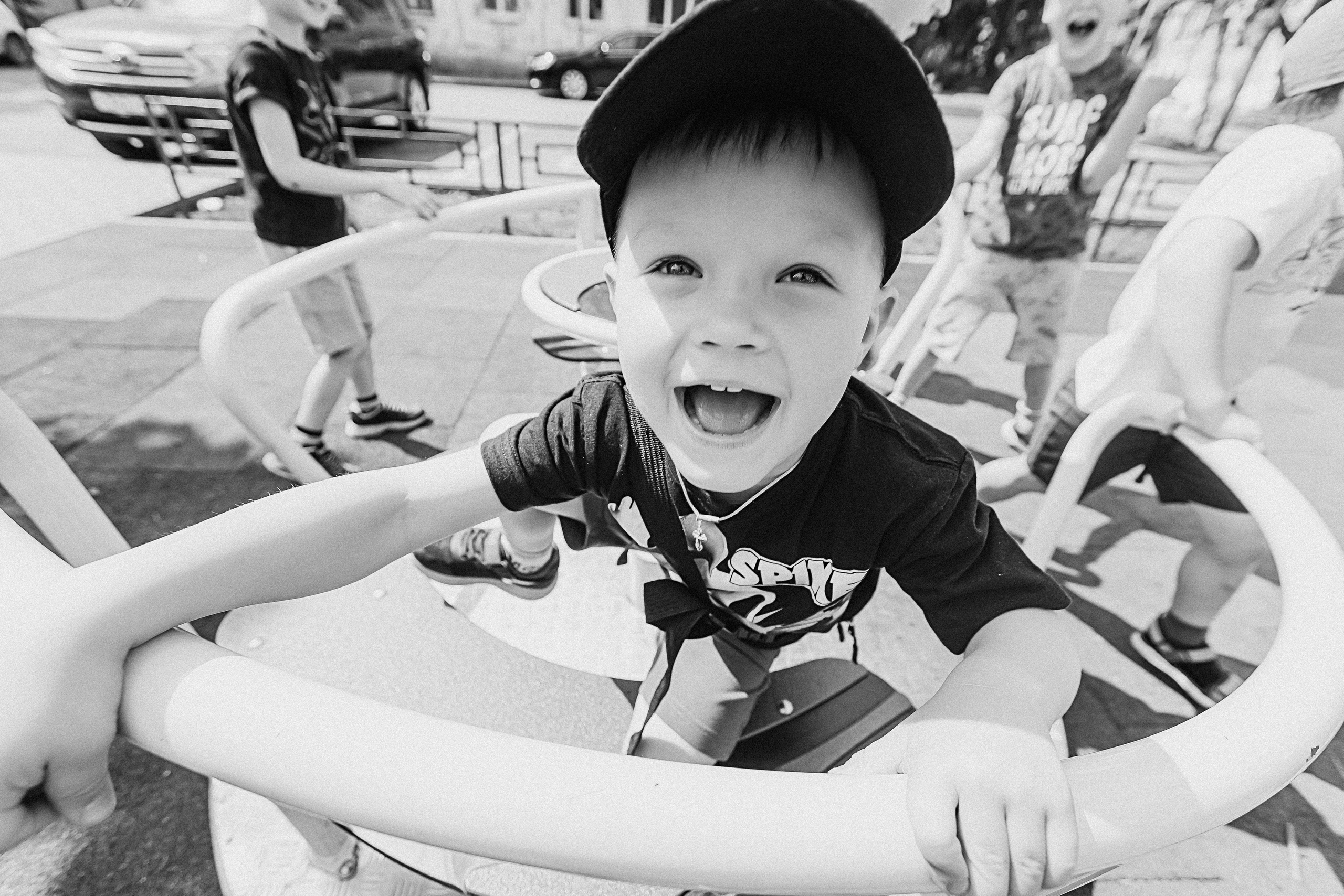 Один день в саду (частный). Семейный фотограф Тюмень, фотограф на роды Салмина Мария